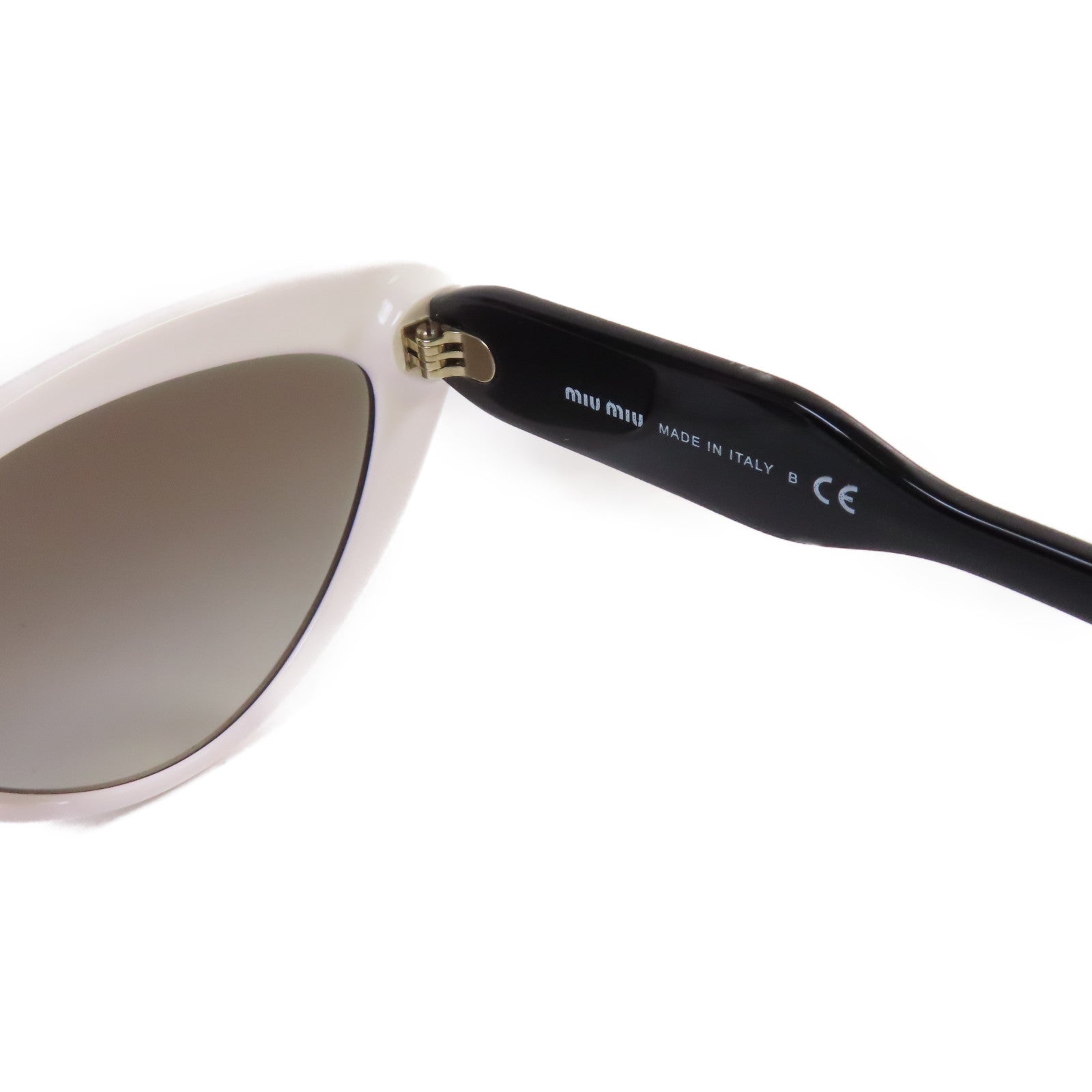 Miu Miu PVC Sunglasses太陽眼鏡白色/黑色