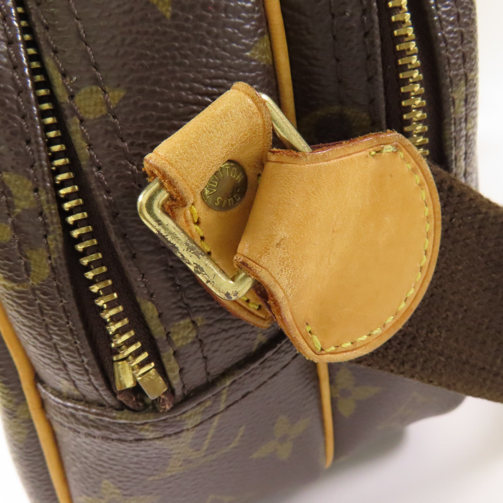 LOUIS VUITTON Monogram Reporter PM金扣肩背袋
