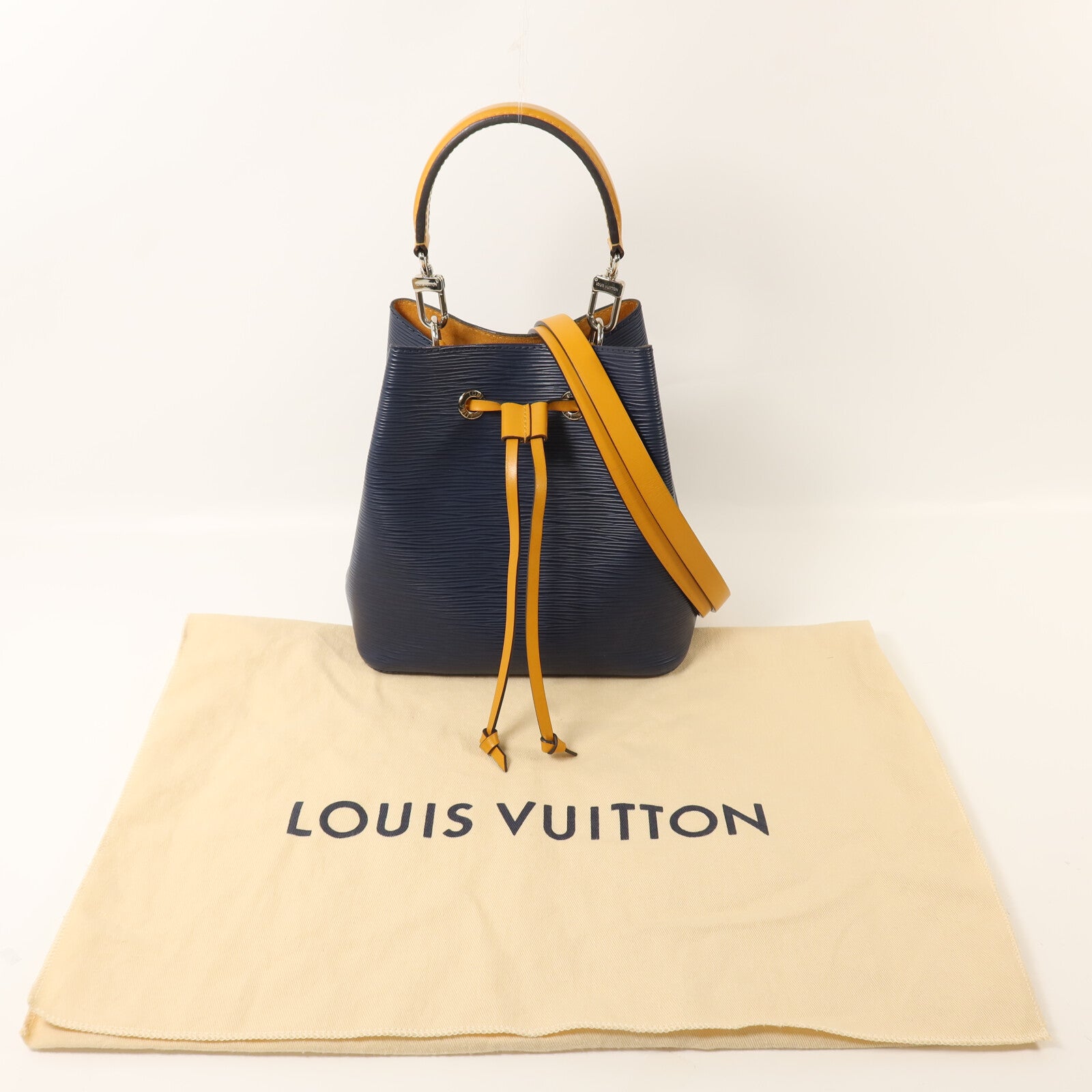 LOUIS VUITTON Epi Neo Noe BB銀扣手挽肩背兩用袋深藍色