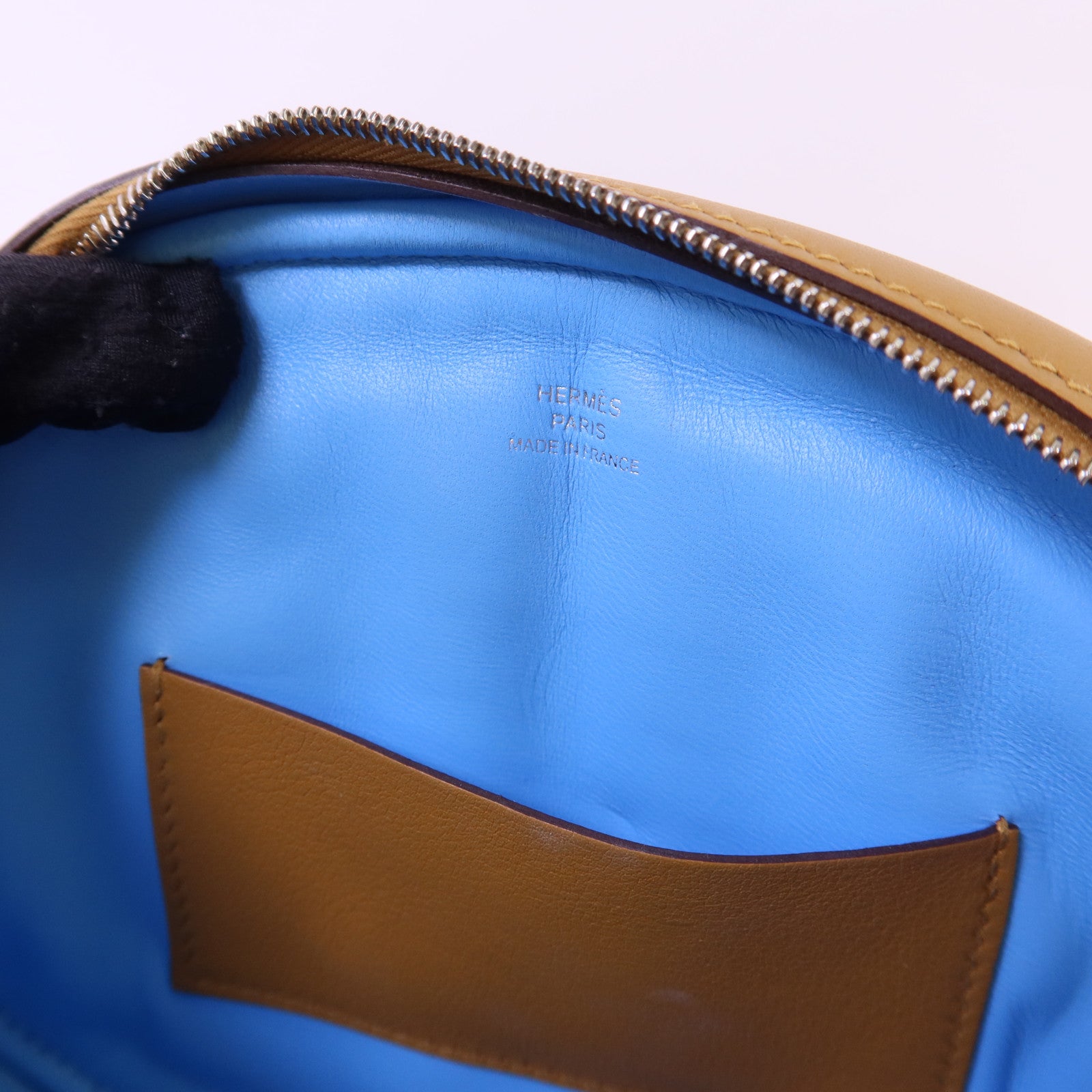 HERMES 【激減優惠】Swift皮革In The Loop Belt Bag銀扣腰包Sesame/Celeste