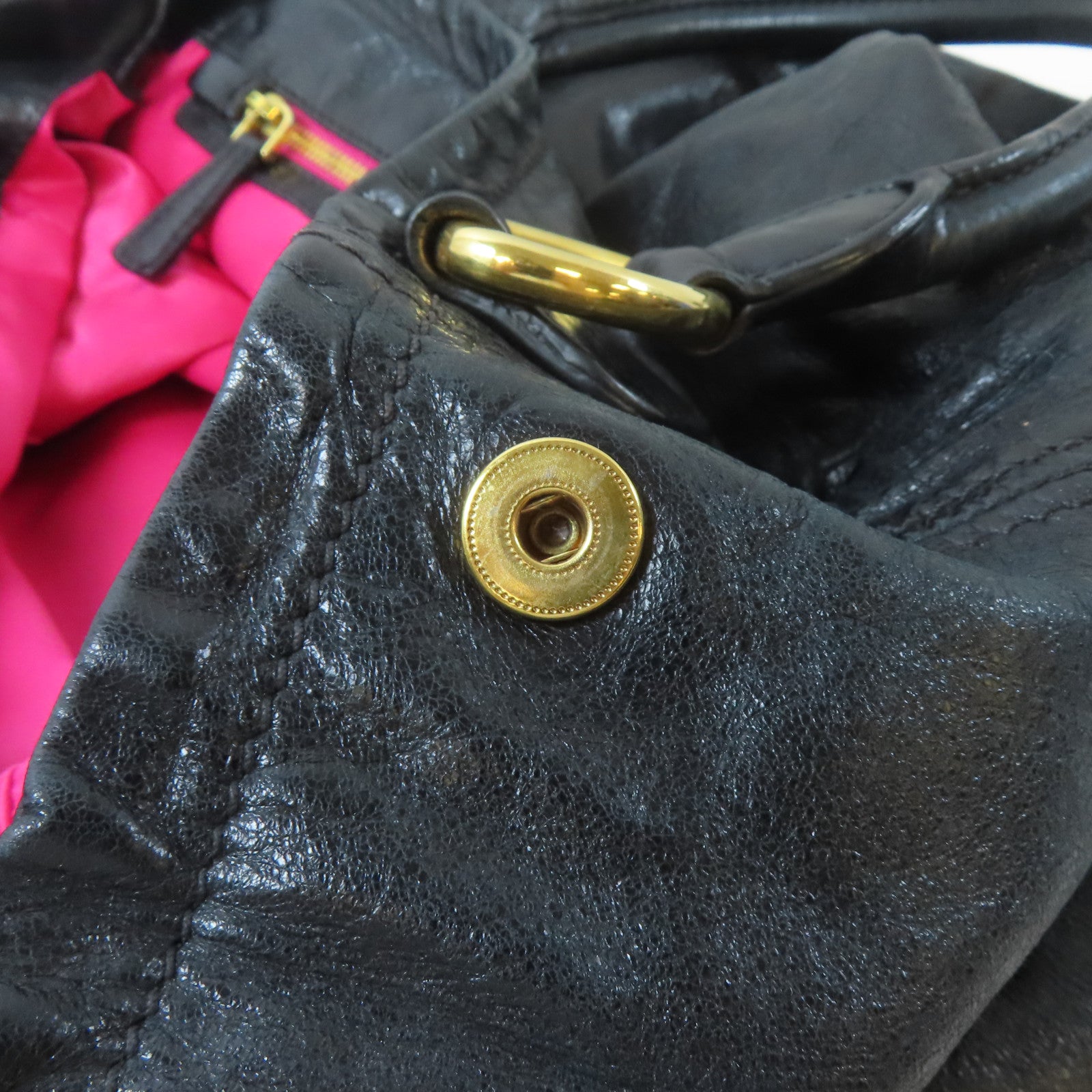 Miu Miu 牛皮皮革Tote Bag金扣手挽袋黑色