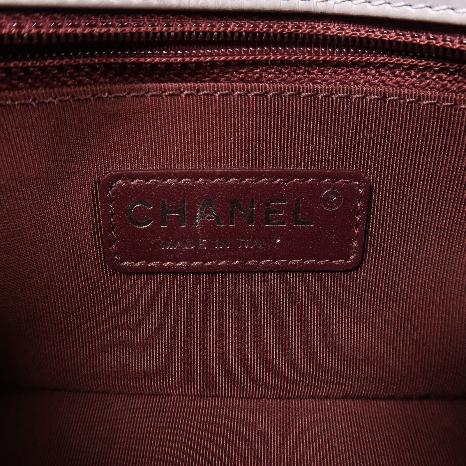 CHANEL 牛皮皮革Chain Shoulder銀扣鏈帶肩背袋