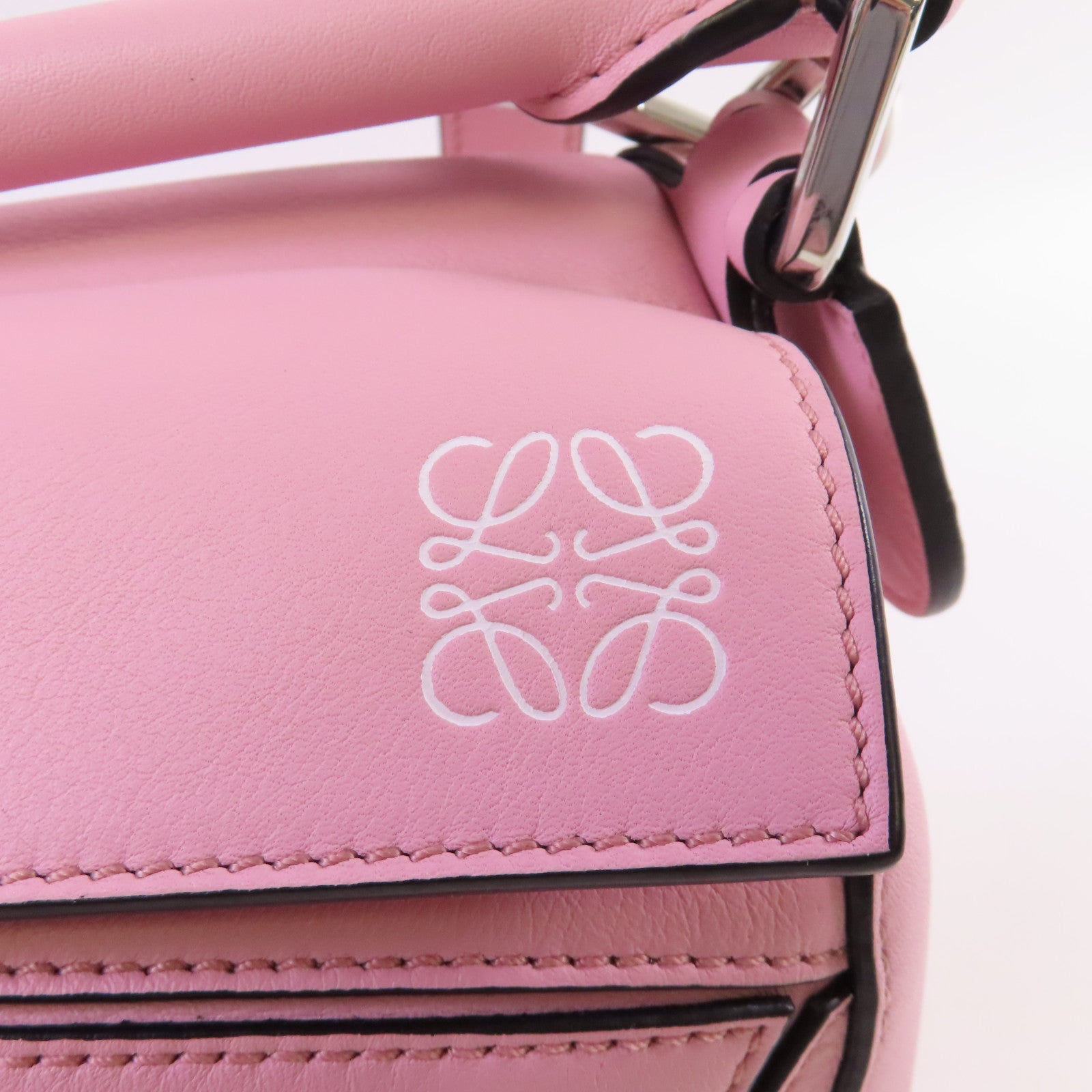 LOEWE 牛皮皮革Small Puzzle 2Way Shoulder Bag銀扣手挽肩背兩用袋粉紅色