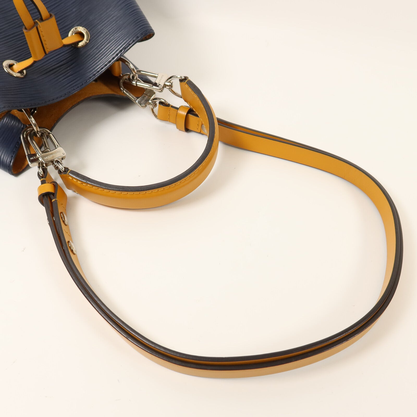 LOUIS VUITTON Epi Neo Noe BB銀扣手挽肩背兩用袋深藍色