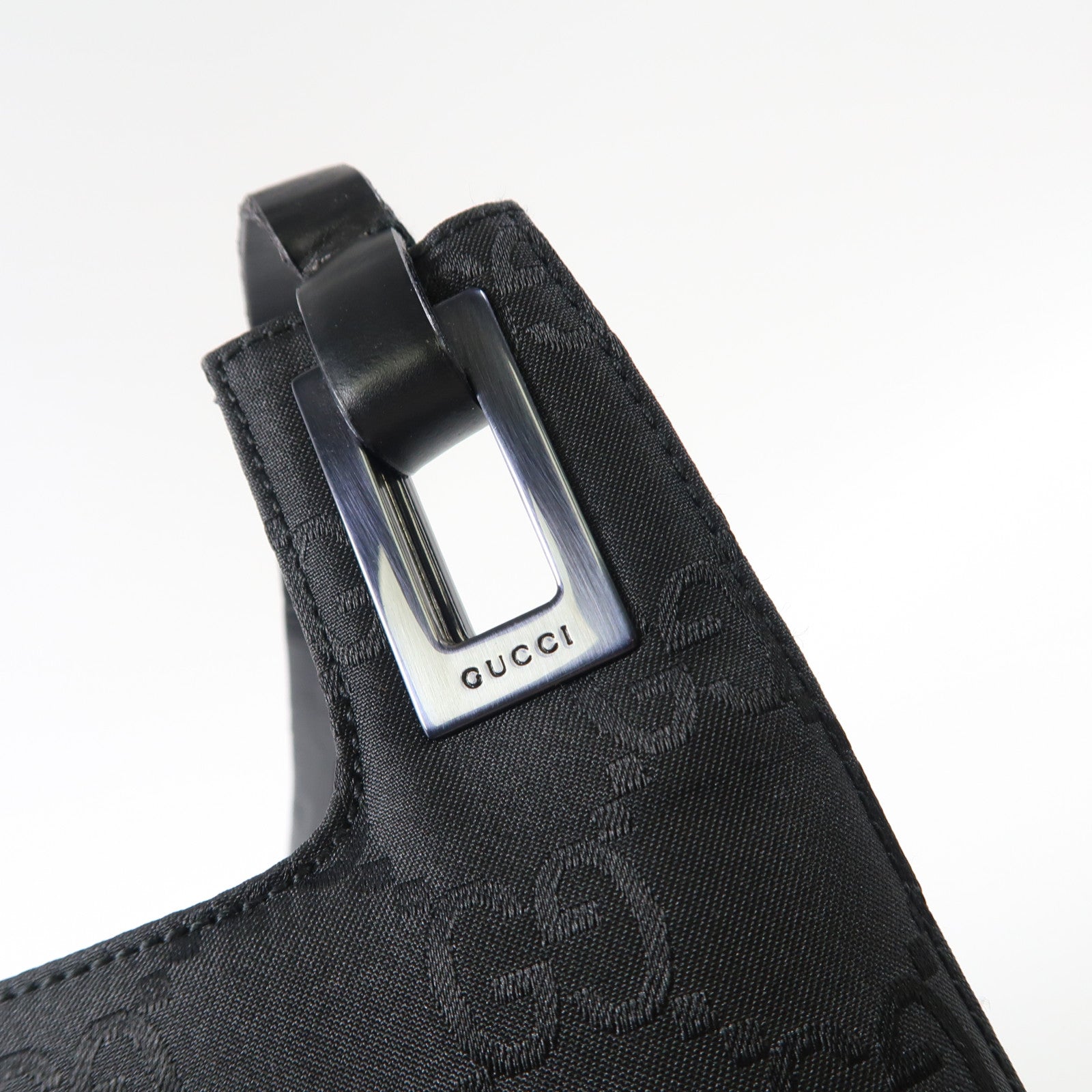 GUCCI 帆布Shoulder Bag銀扣肩背袋黑色