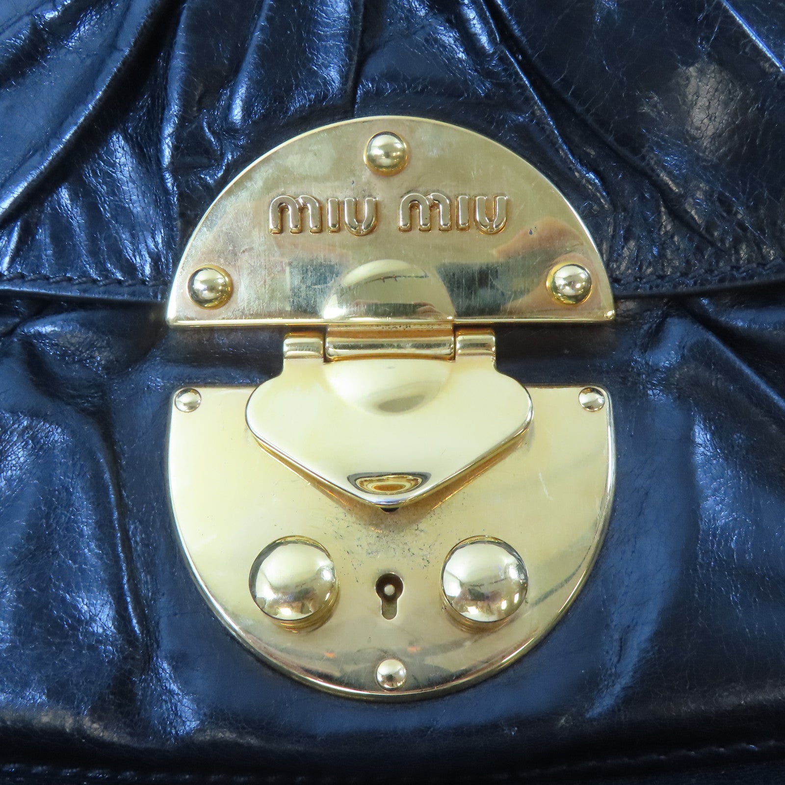 Miu Miu 牛皮皮革Tote Bag金扣手挽袋黑色