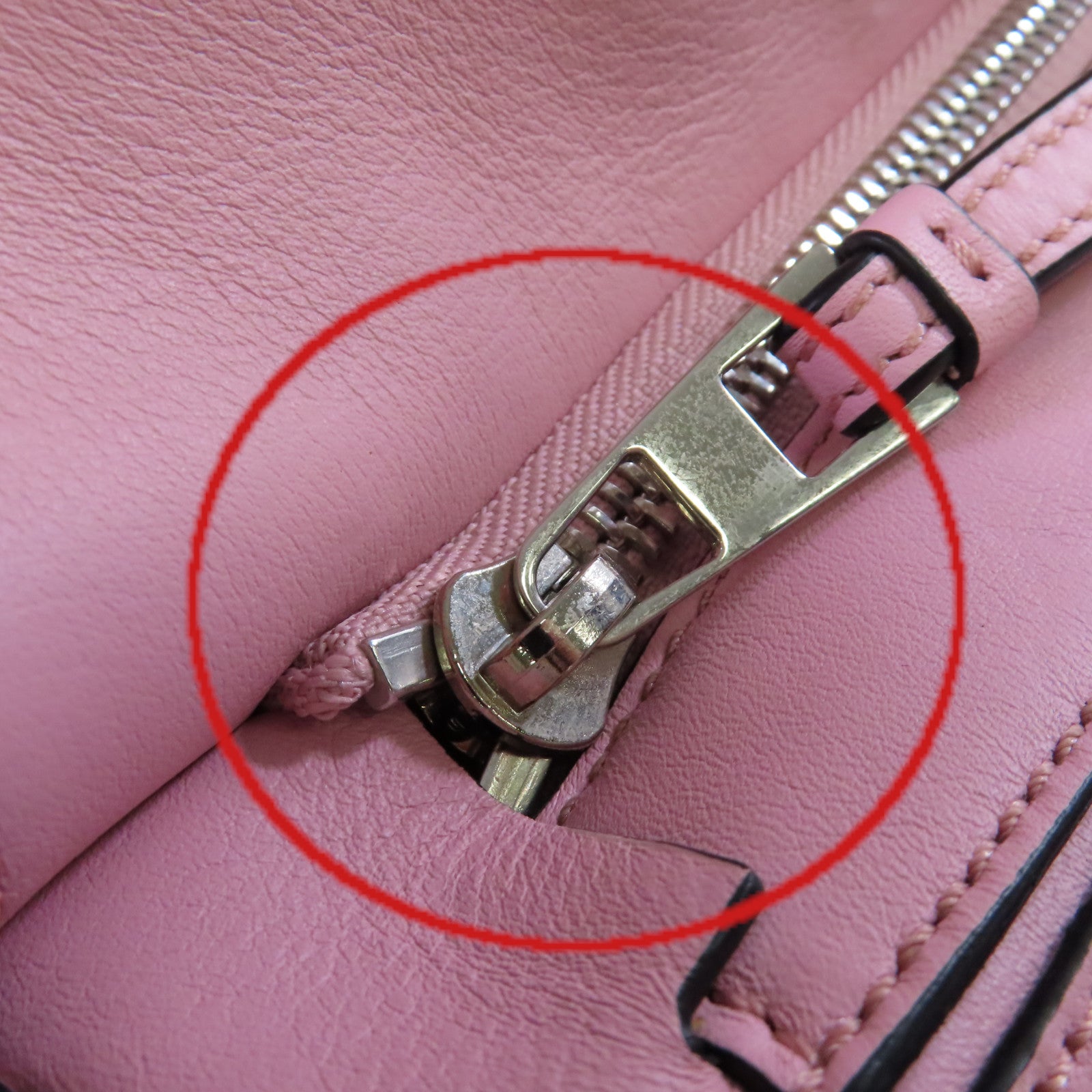 LOEWE 牛皮皮革Small Puzzle 2Way Shoulder Bag銀扣手挽肩背兩用袋粉紅色