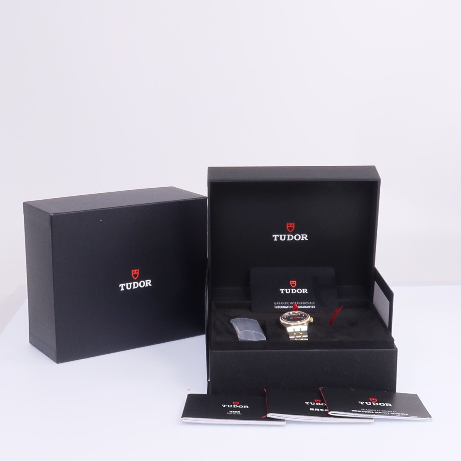 TUDOR Royal M28323-0002