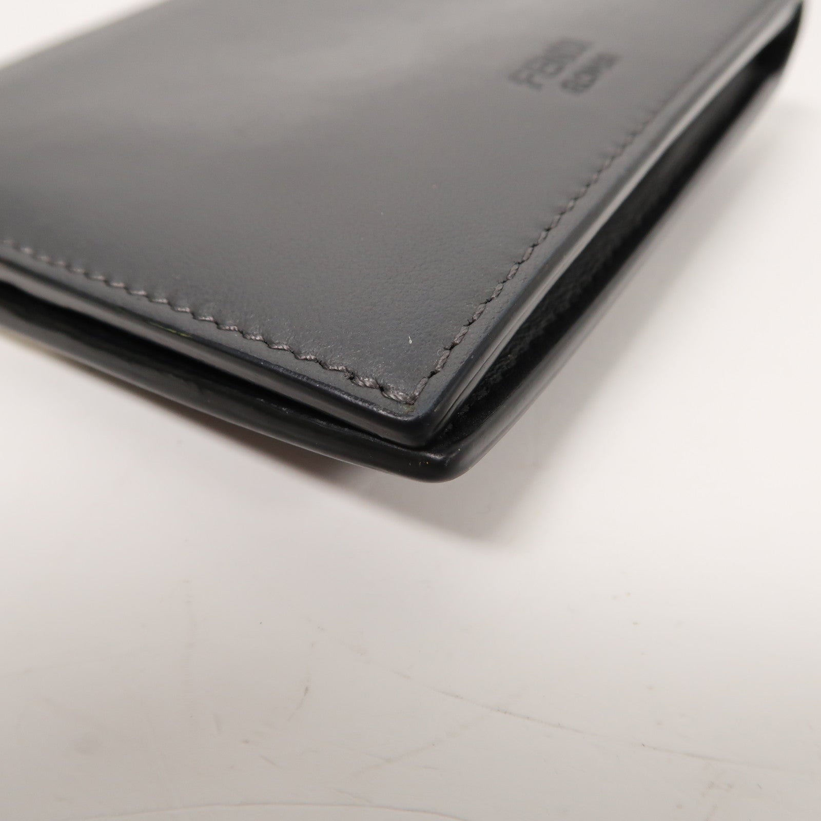 FENDI 【清倉大減價】牛皮皮革Short Fold Wallet折疊錢包黑色/灰色/白色