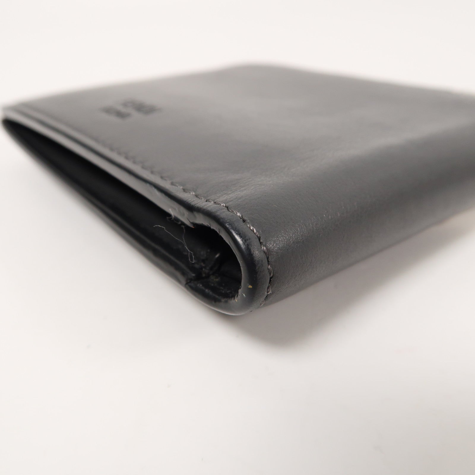 FENDI 【清倉大減價】牛皮皮革Short Fold Wallet折疊錢包黑色/灰色/白色