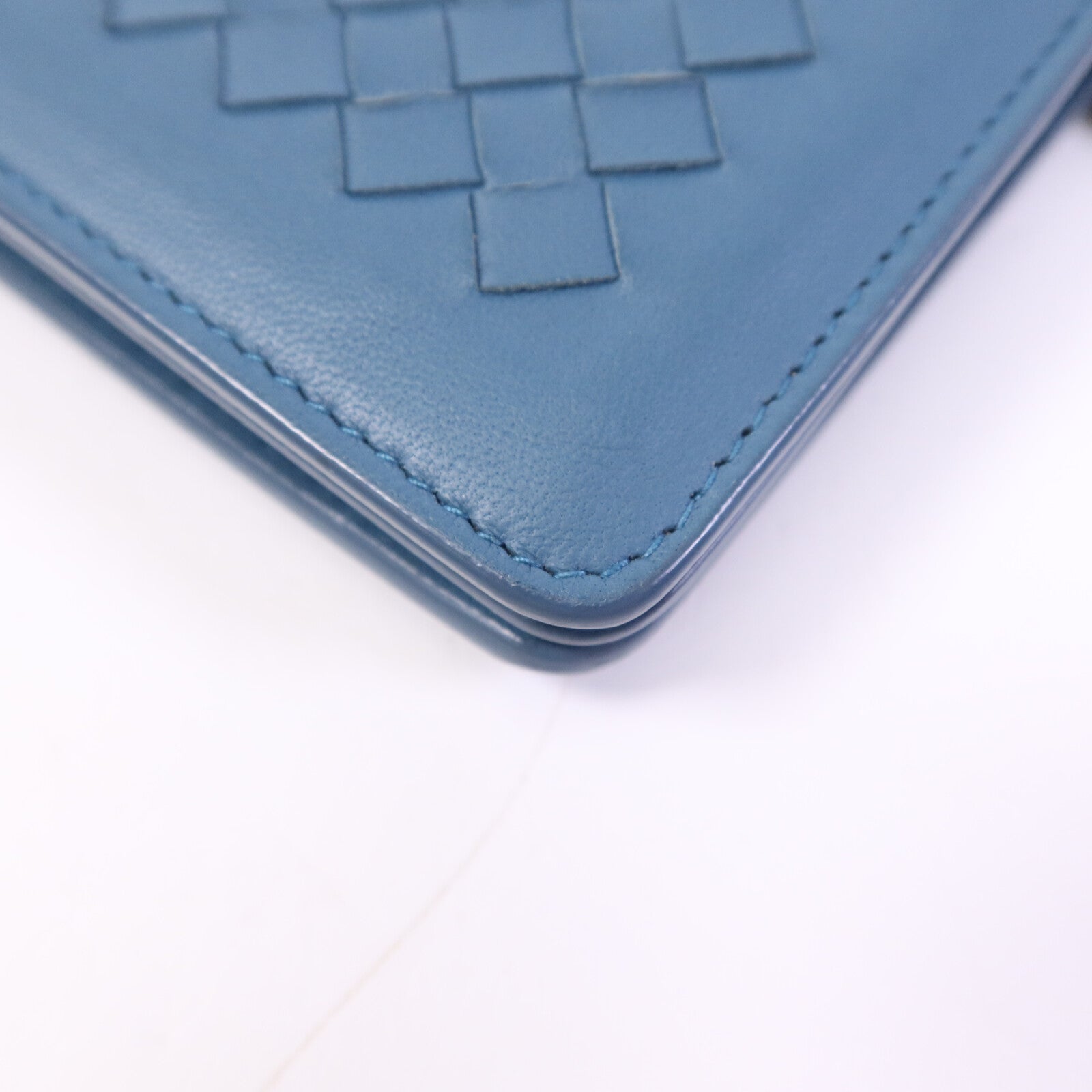 BOTTEGA VENETA 牛皮皮革WOC Shoulder bag鏈帶肩背袋