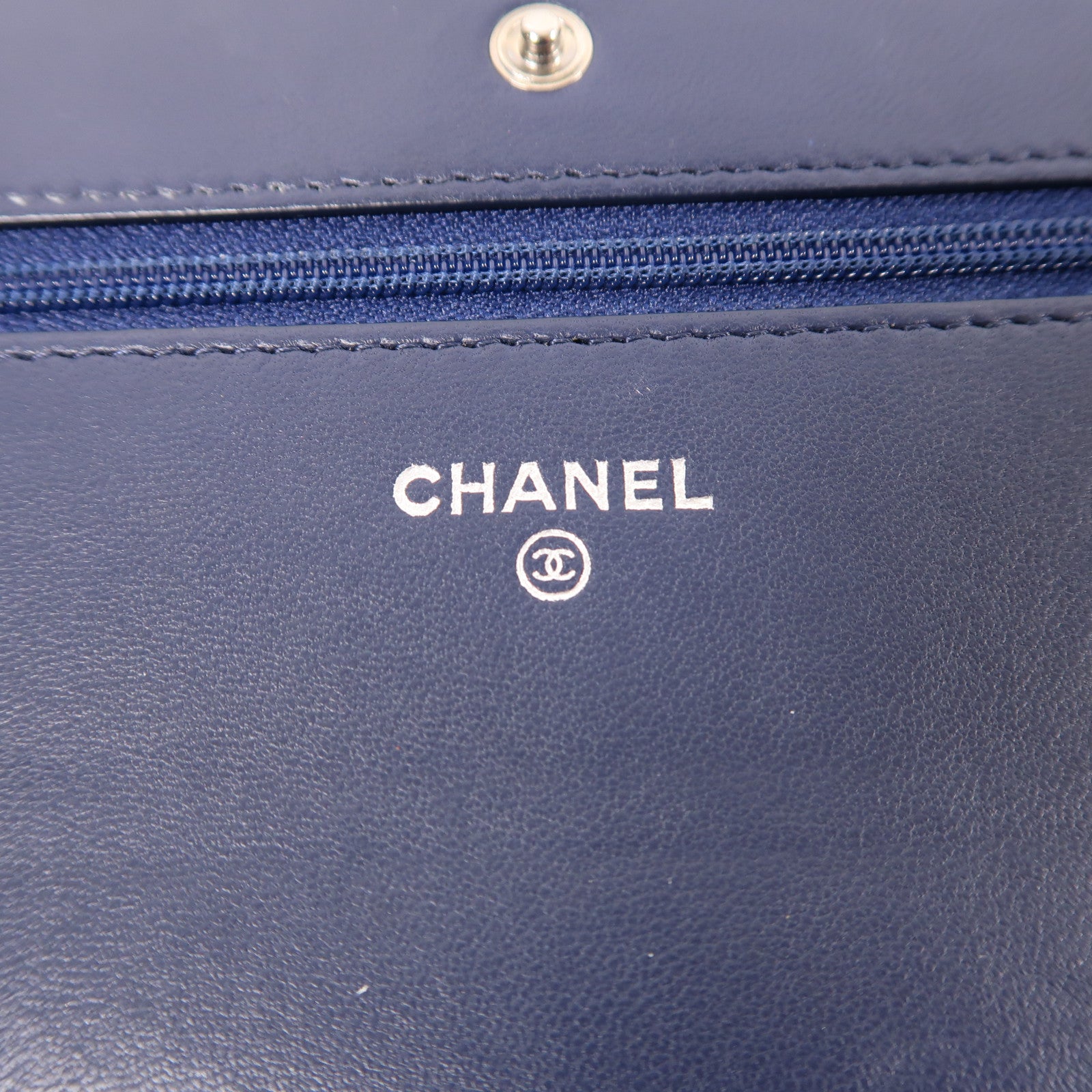 CHANEL 羊皮皮革WOC Wallet On Chain鏈帶肩背袋
