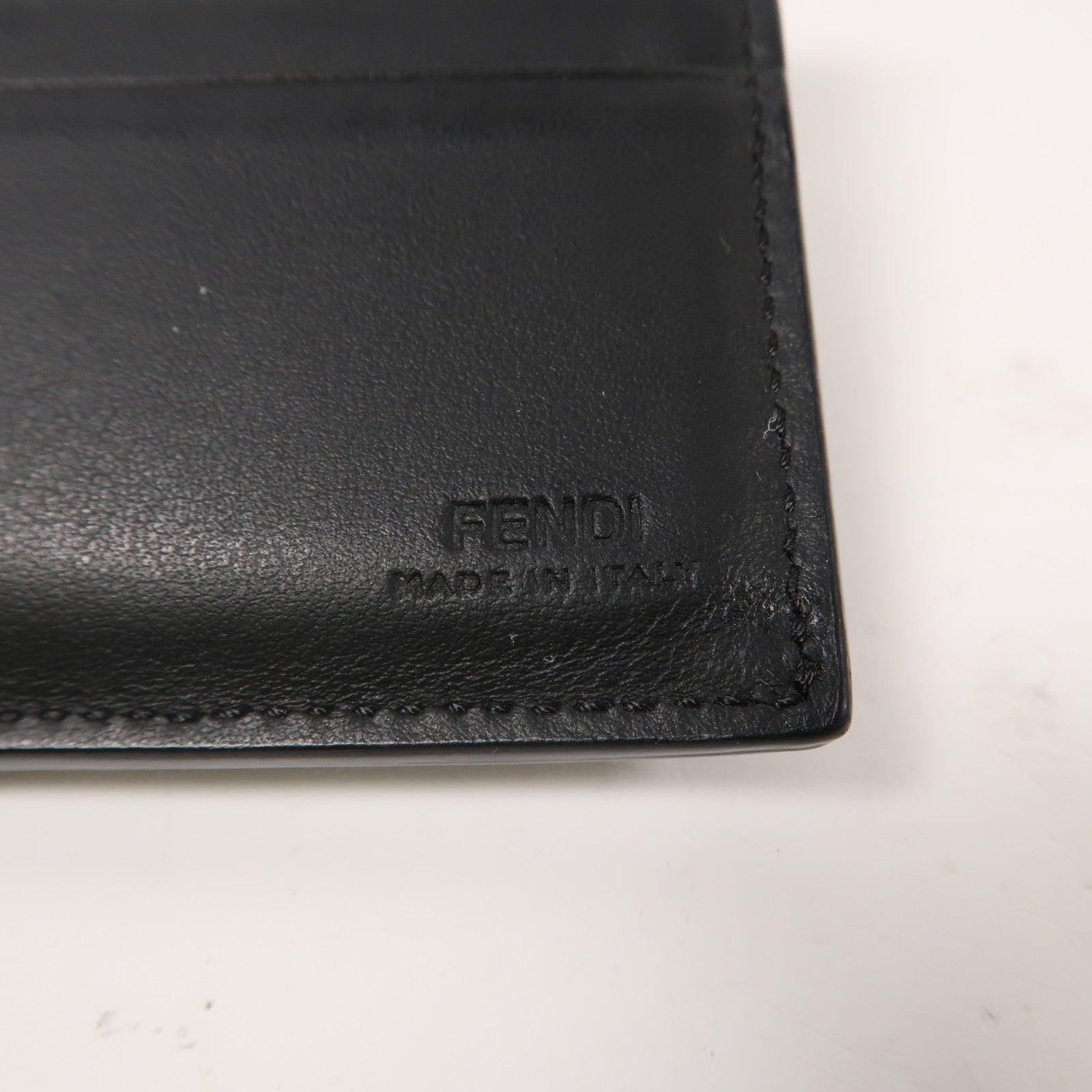 FENDI 【清倉大減價】牛皮皮革Short Fold Wallet折疊錢包黑色/灰色/白色