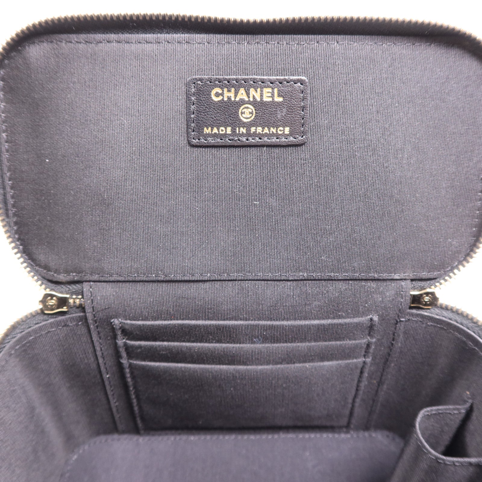 CHANEL 羊皮皮革Vanity Case金扣鏈帶肩背袋