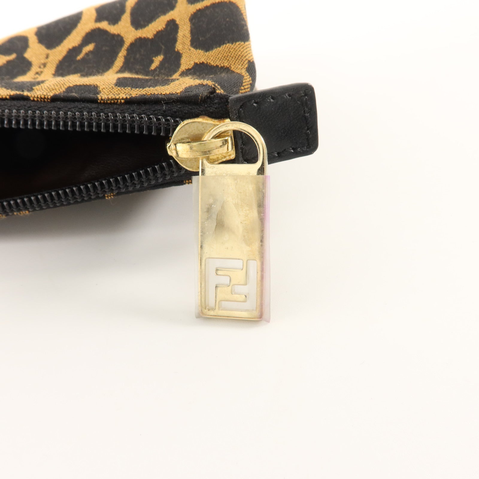 FENDI 帆布Vintage Cosmetic Pouch金扣小袋