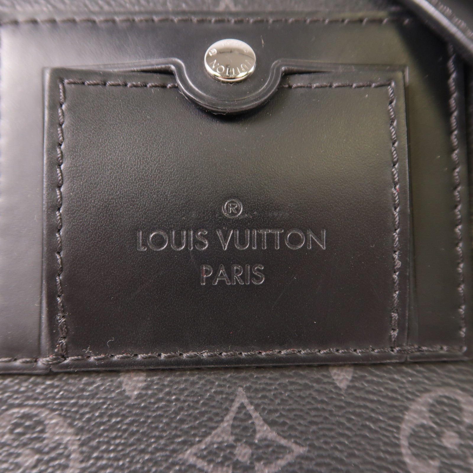 LOUIS VUITTON Monogram Eclipse Messenger PM Voyager銀扣肩背袋
