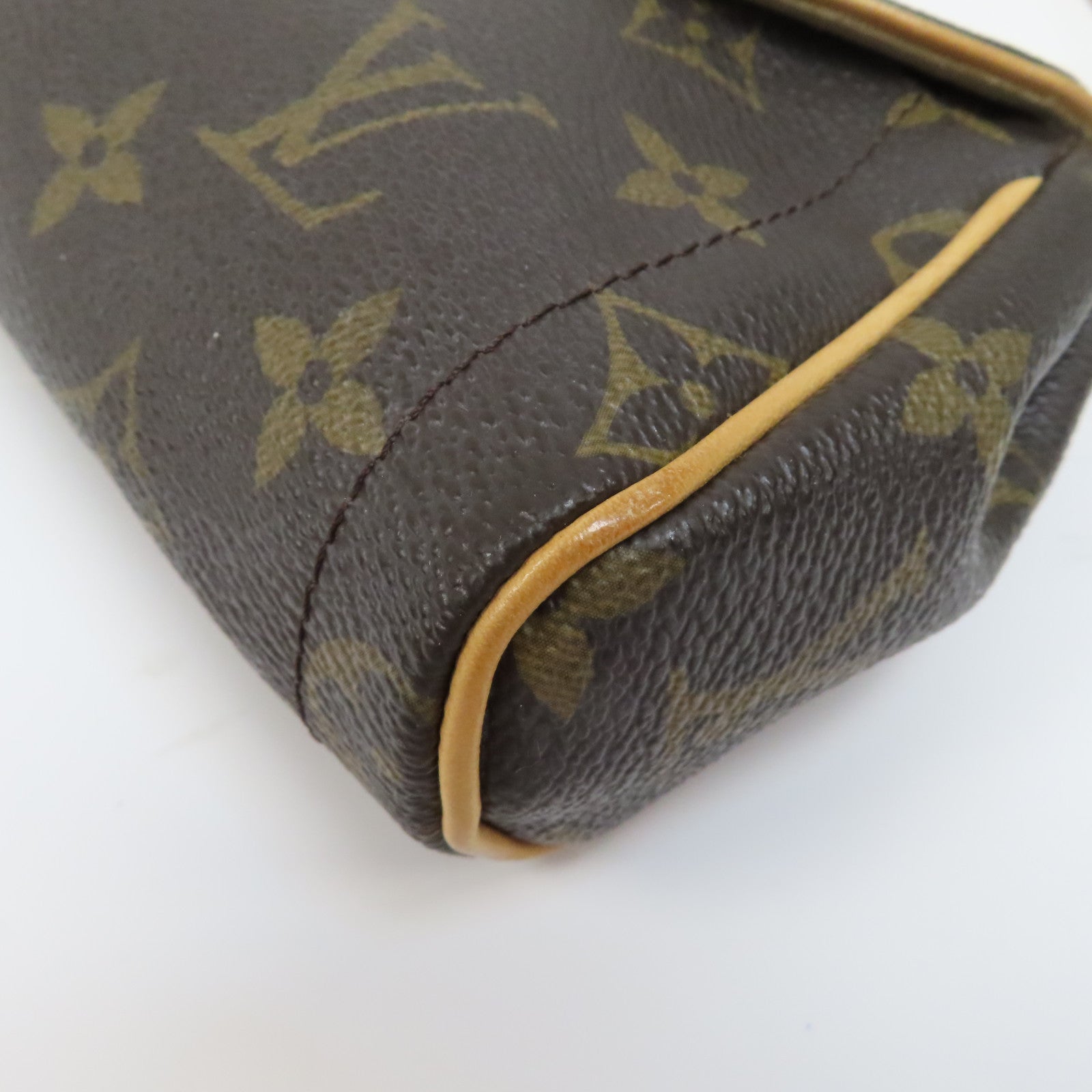 LOUIS VUITTON Monogram Pochette Beverly金扣肩背袋啡色