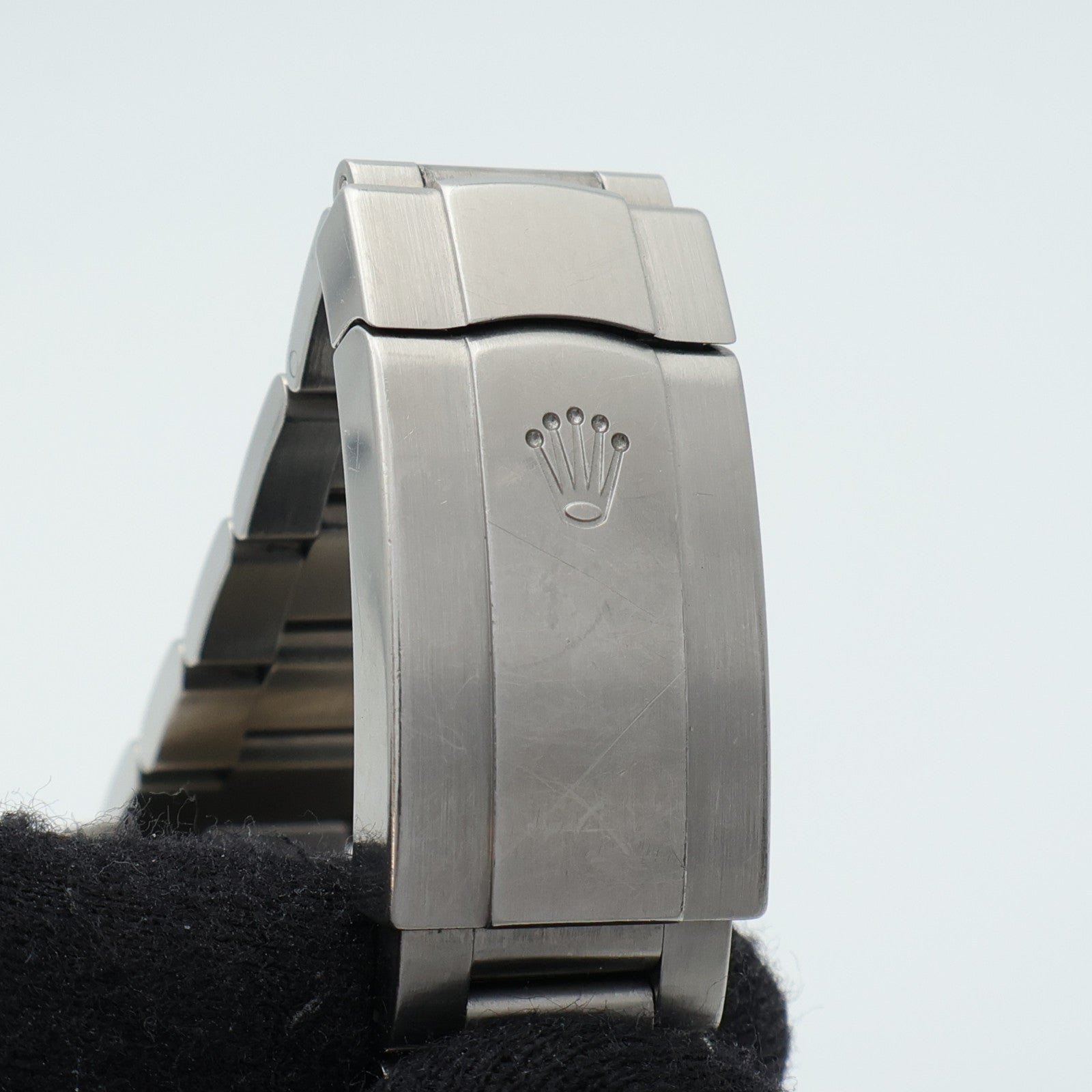 ROLEX Oyster Perpetual 116000