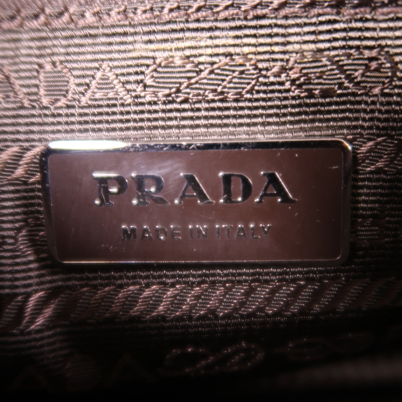 PRADA 牛皮皮革Tote Bag銀扣手挽袋