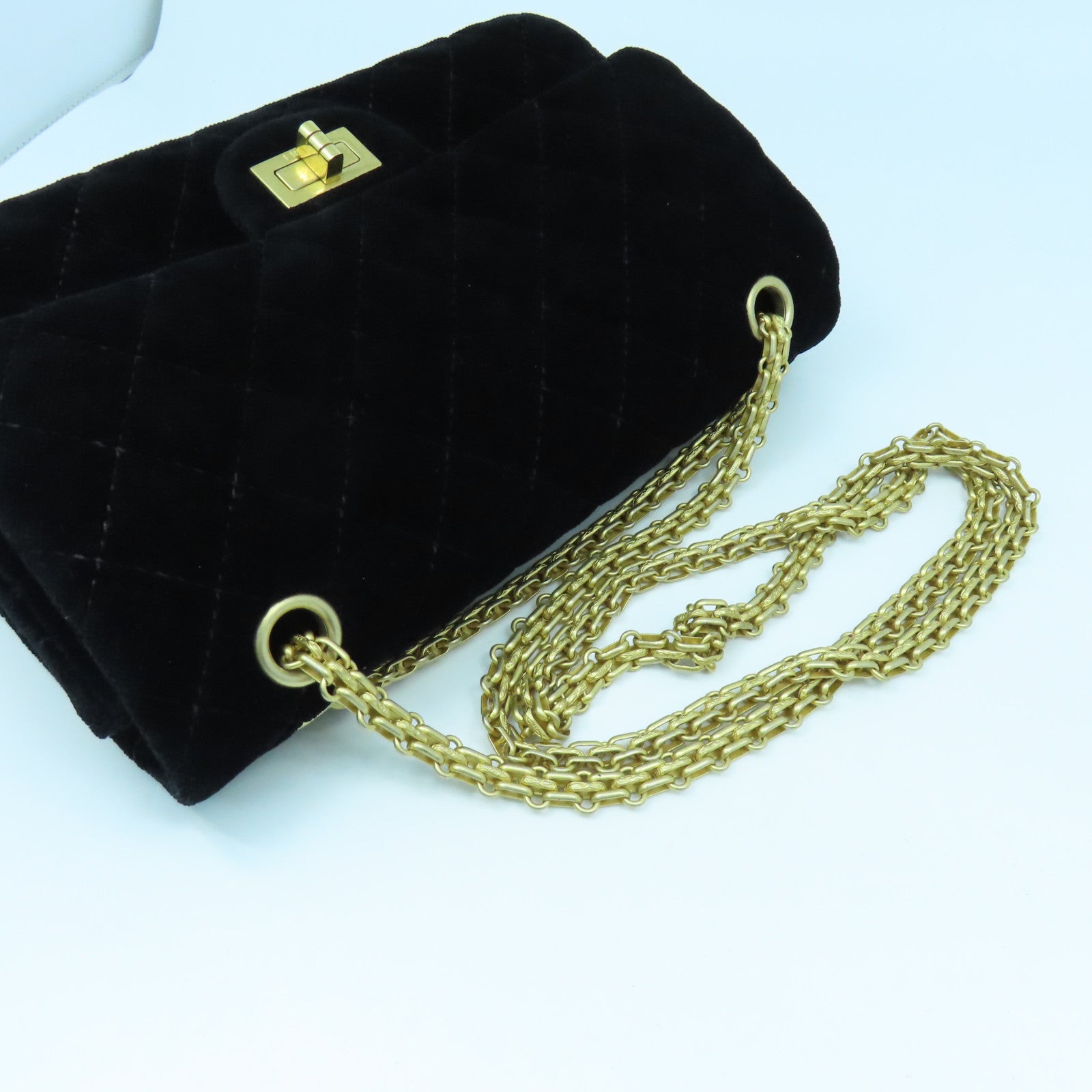 CHANEL 【清倉大減價】菱格天鵝絨2.55 Chain Shoulder金扣手挽肩背兩用袋黑色