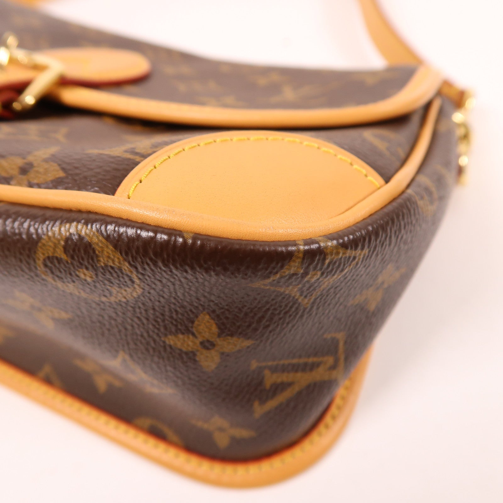 LOUIS VUITTON Monogram Diane金扣肩背袋