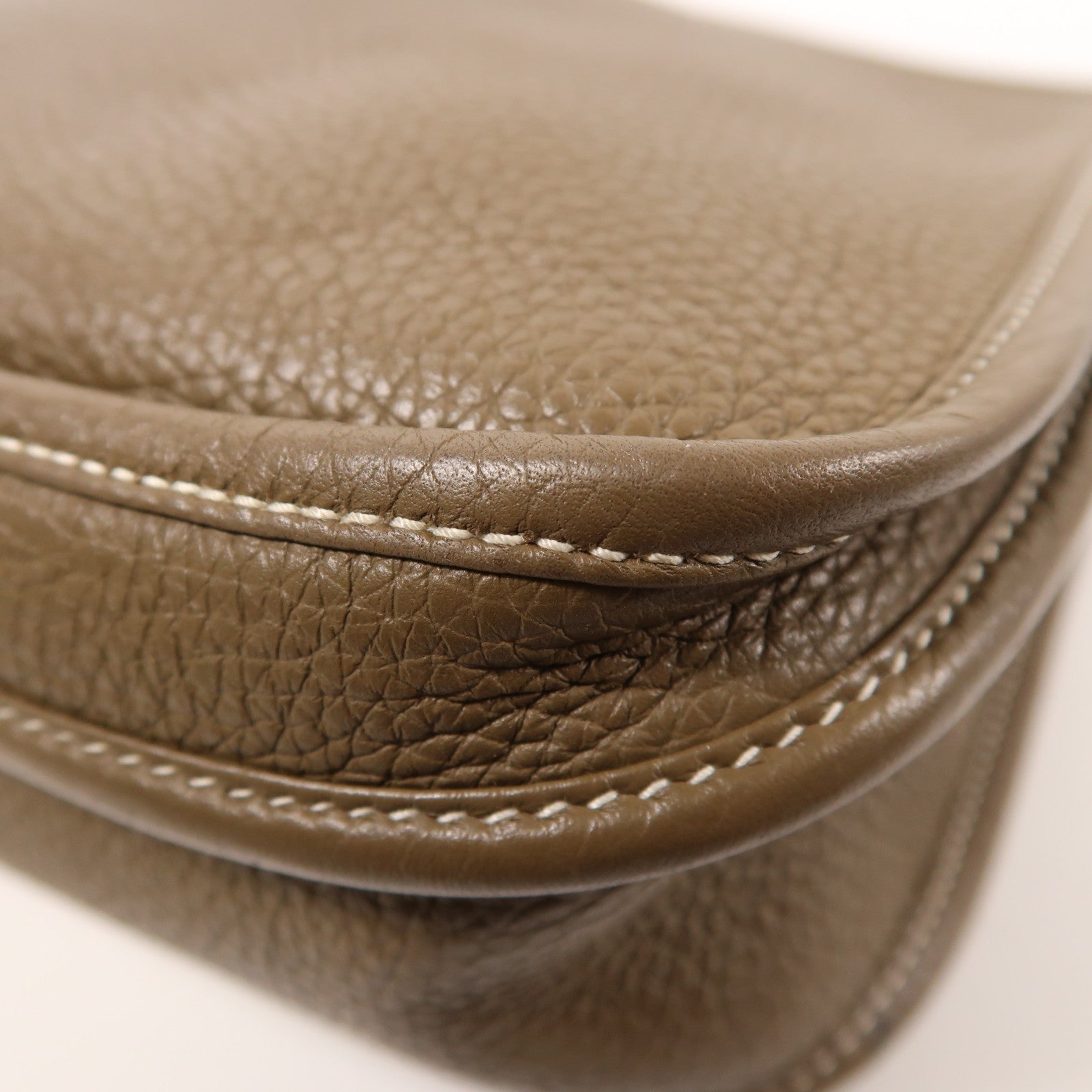 HERMES Clemence皮革Evelyne PM銀扣肩背袋Etoupe