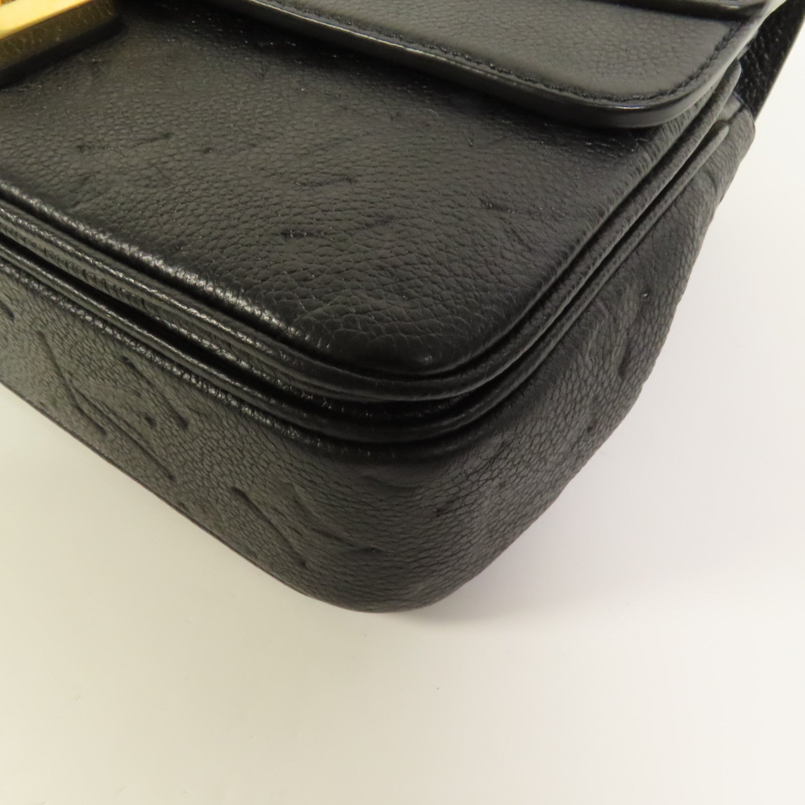 LOUIS VUITTON 【激減優惠】Momogram Empreinte Marceau金扣肩背袋