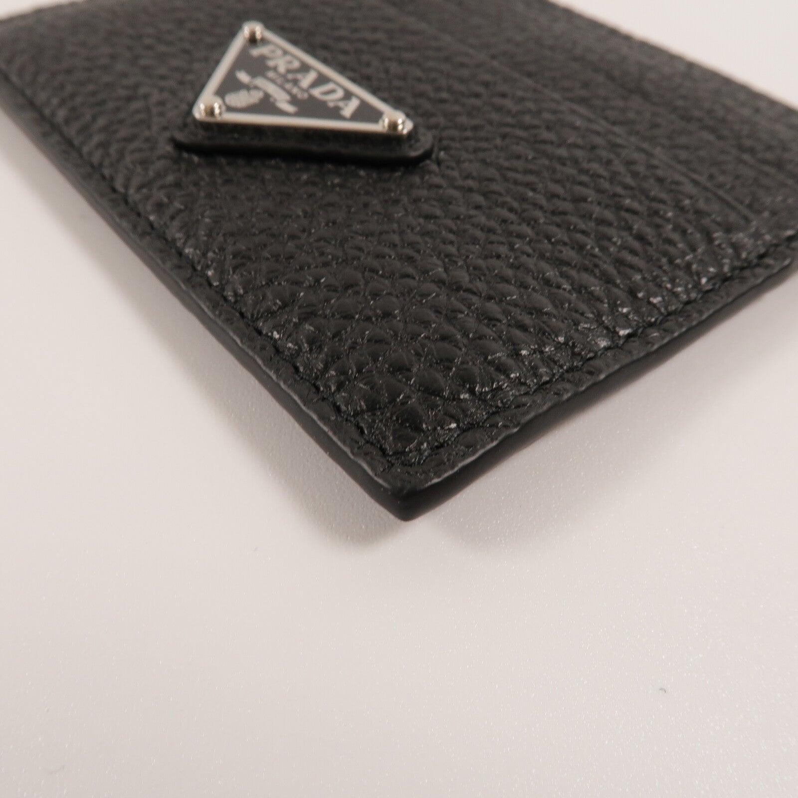 PRADA 牛皮皮革Leather Card Holder卡片套
