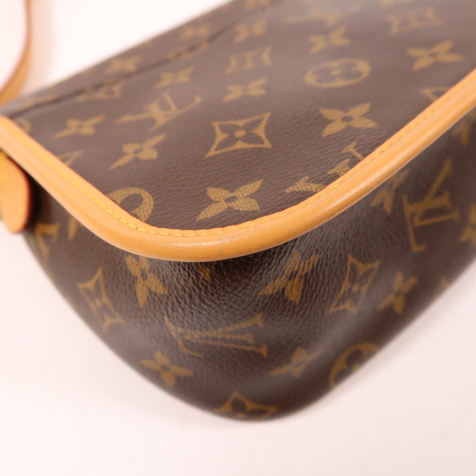 LOUIS VUITTON Monogram Diane金扣肩背袋