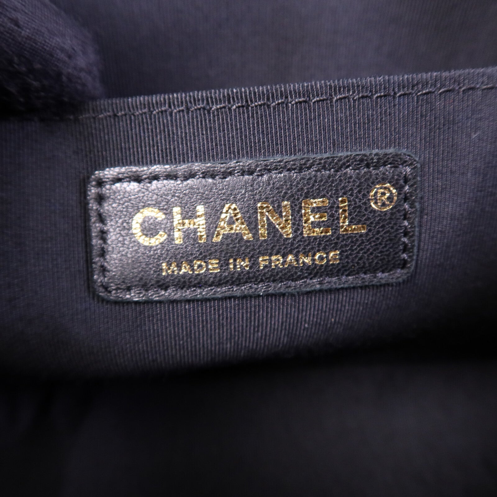 CHANEL 羊皮皮革Boy 25金扣鏈帶肩背袋