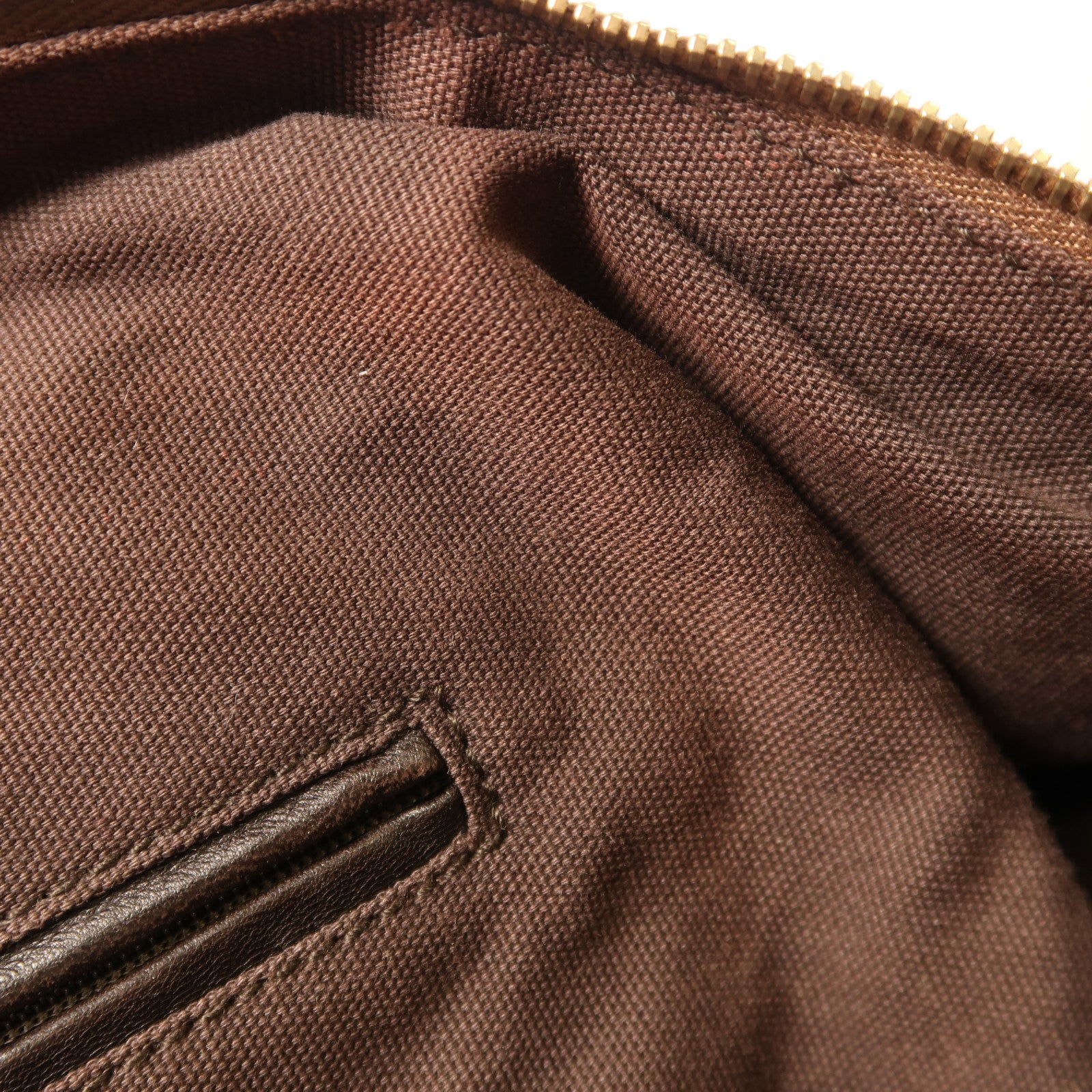 YVES SAINT LAURENT 牛皮皮革Handbag金扣手挽袋