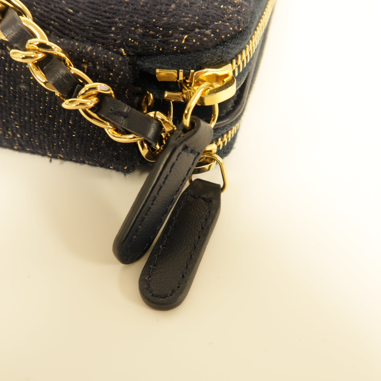 CHANEL 帆布Chain Shoulder Bag金扣鏈帶肩背袋深藍色