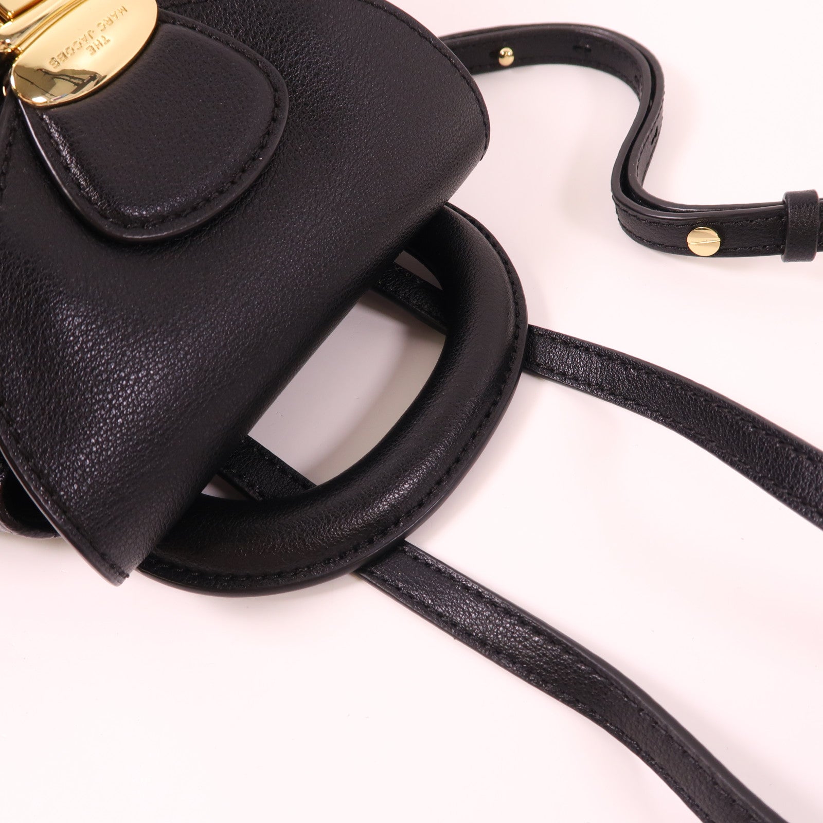 MARC JACOBS 牛皮皮革Backpack金扣背包