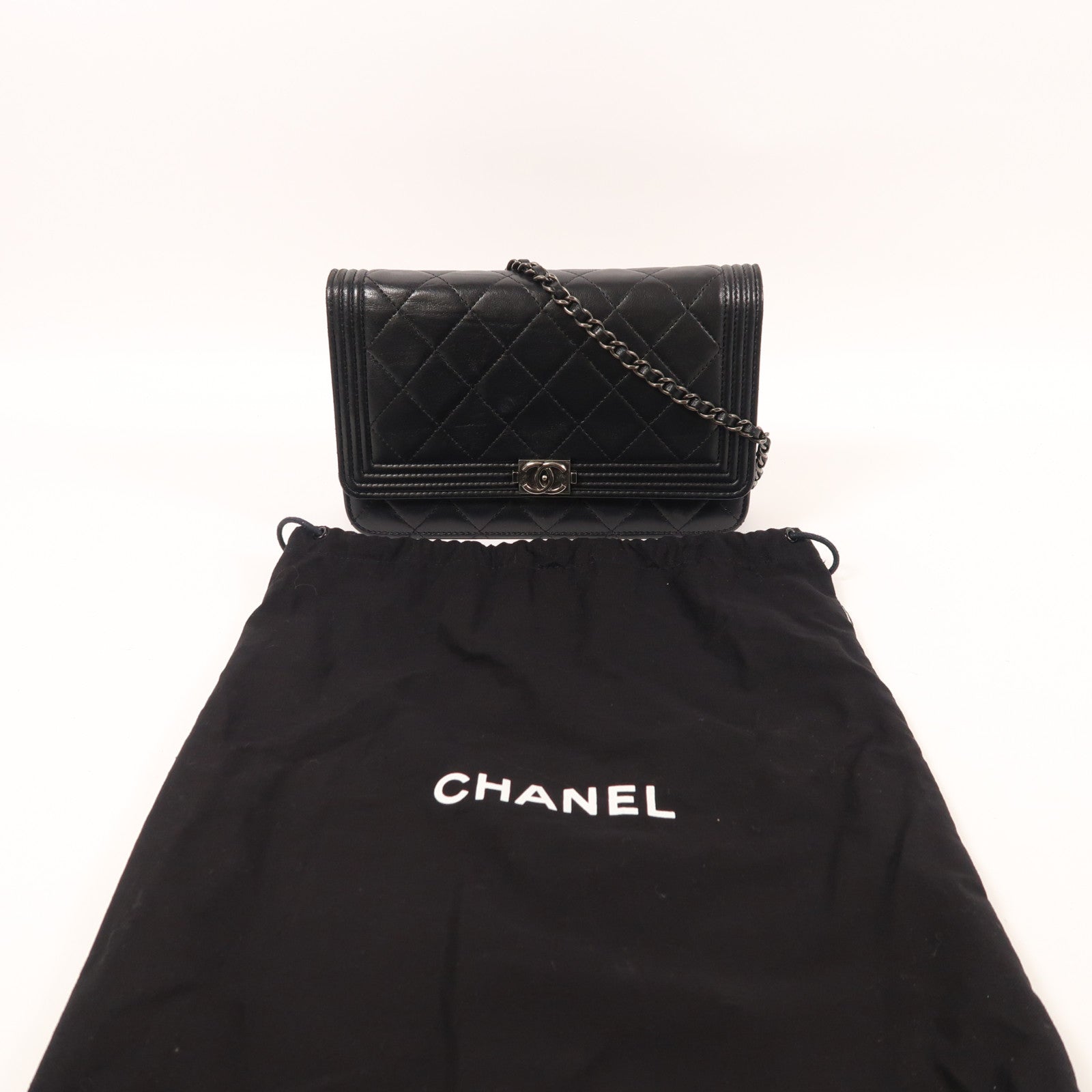 CHANEL 羊皮皮革Boy Wallet On Chain銀扣鏈帶肩背袋