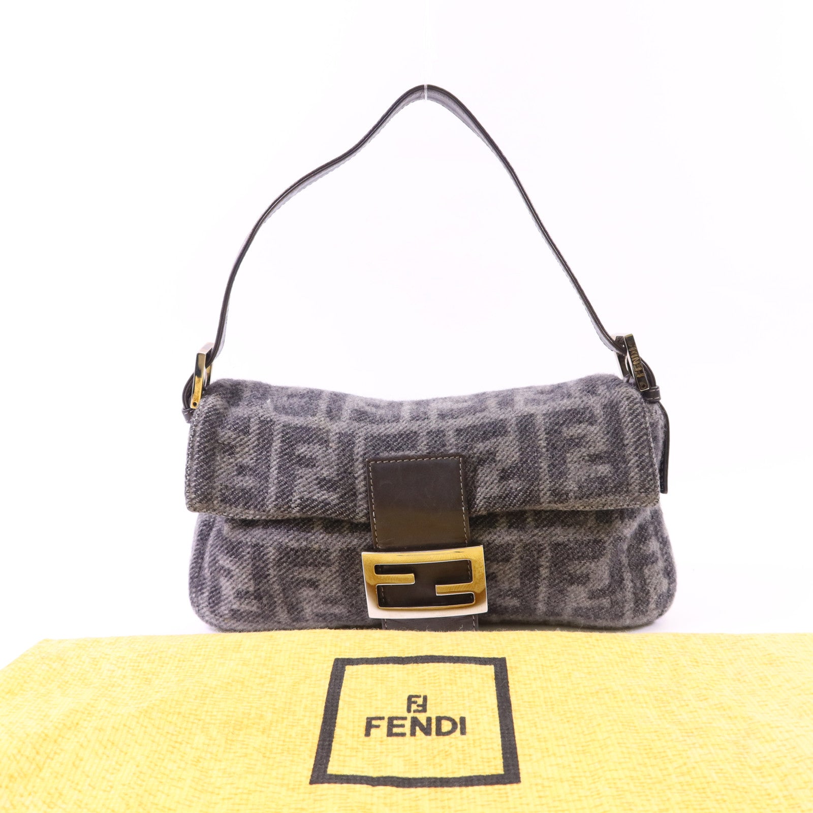 FENDI 羊毛Baguette銀扣肩背袋2384