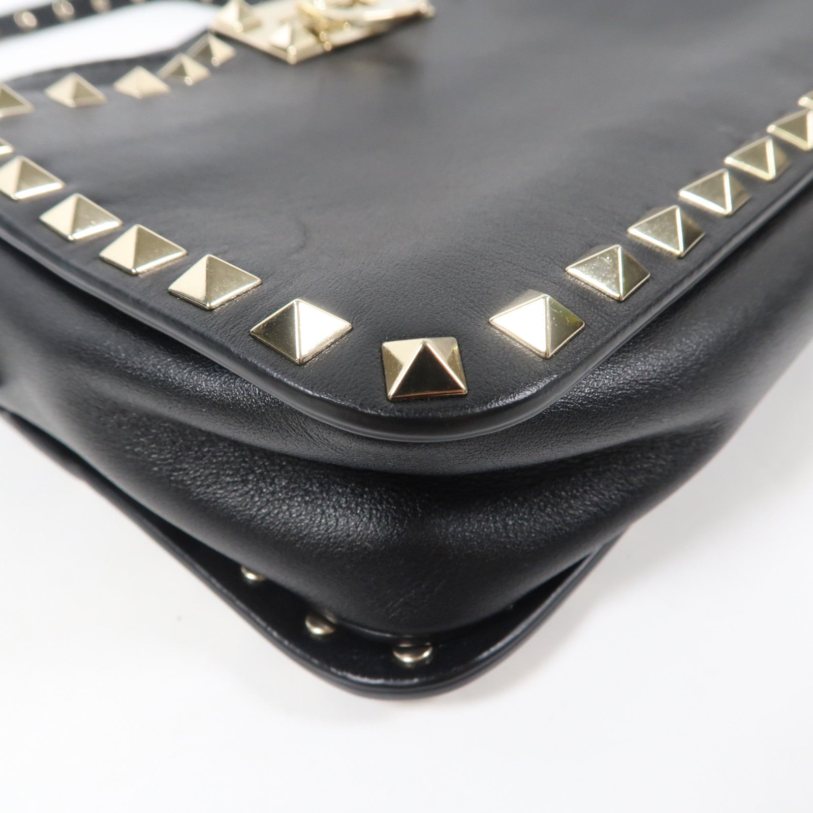 Valentino 牛皮皮革Shoulder Bag金扣肩背袋黑色