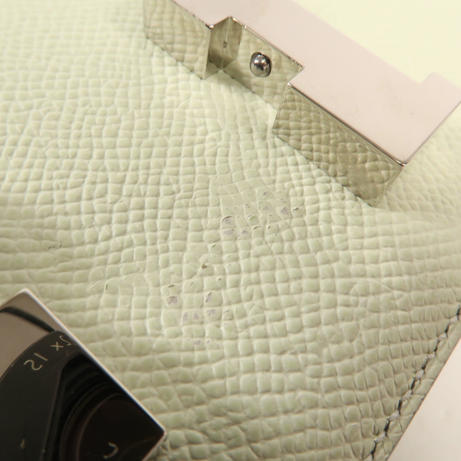 HERMES Epsom皮革Constance Mini銀扣肩背袋Vert Fizz