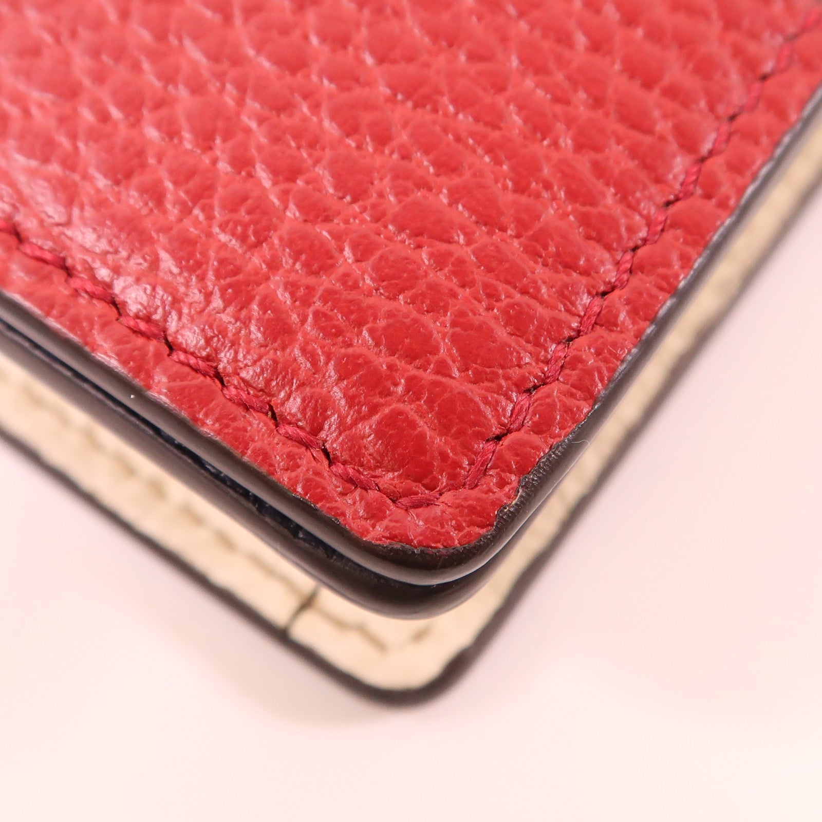 GUCCI 牛皮皮革Wallet On Chain金扣鏈帶肩背袋