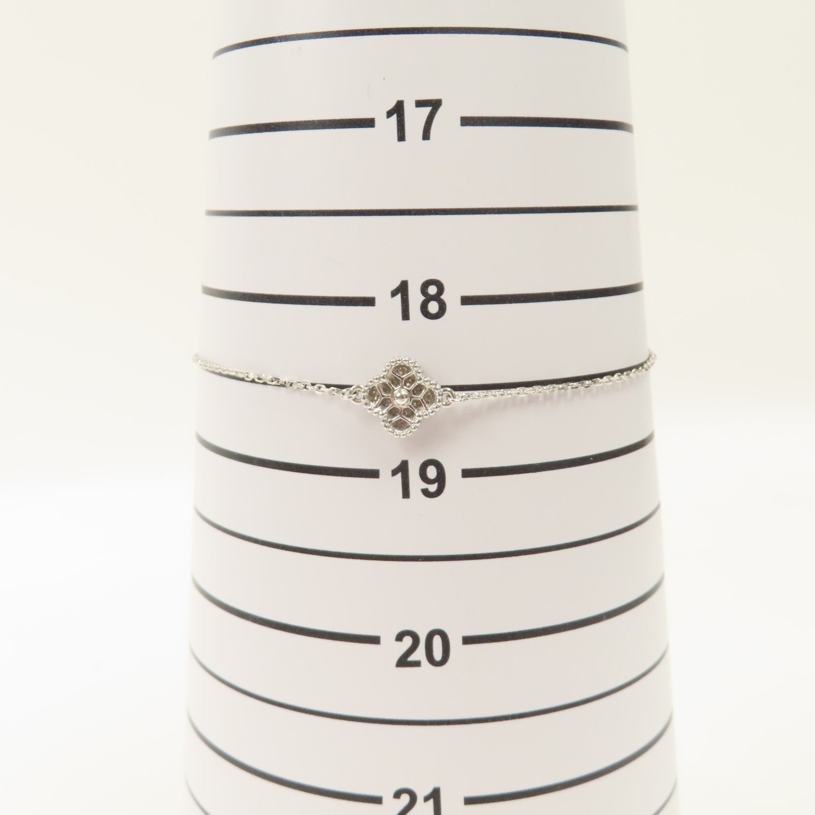 Van Cleef & Arpels 18K白金Sweet Alhambra Bracelet手鏈