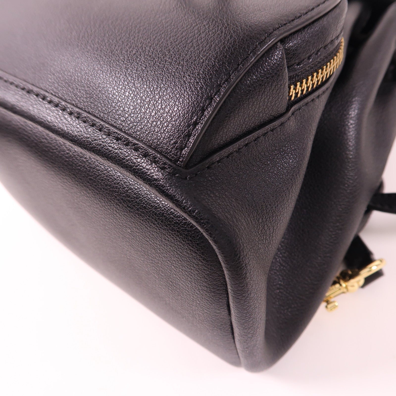 MARC JACOBS 牛皮皮革Backpack金扣背包