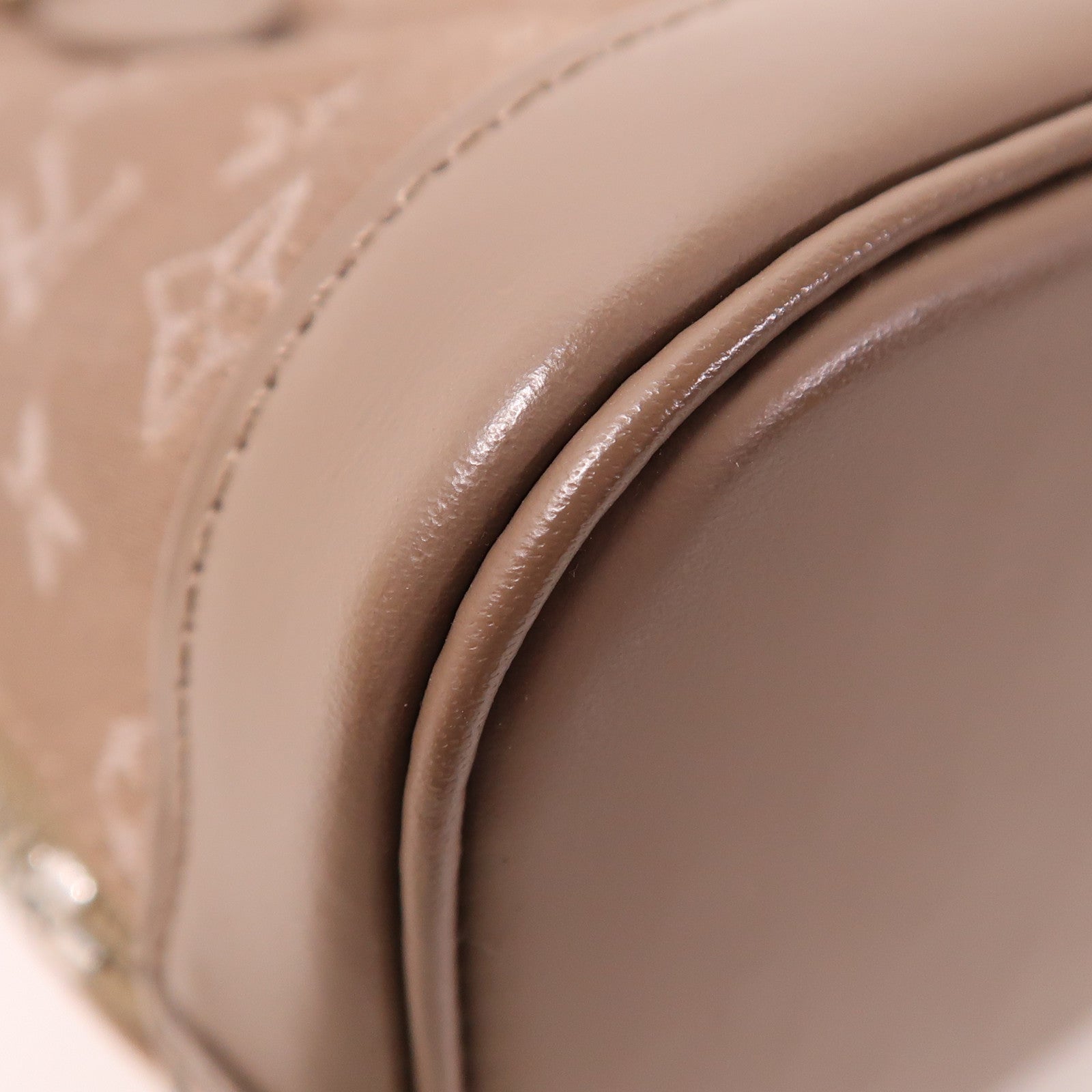 LOUIS VUITTON Monogram Satin Little Alma銀扣手挽袋