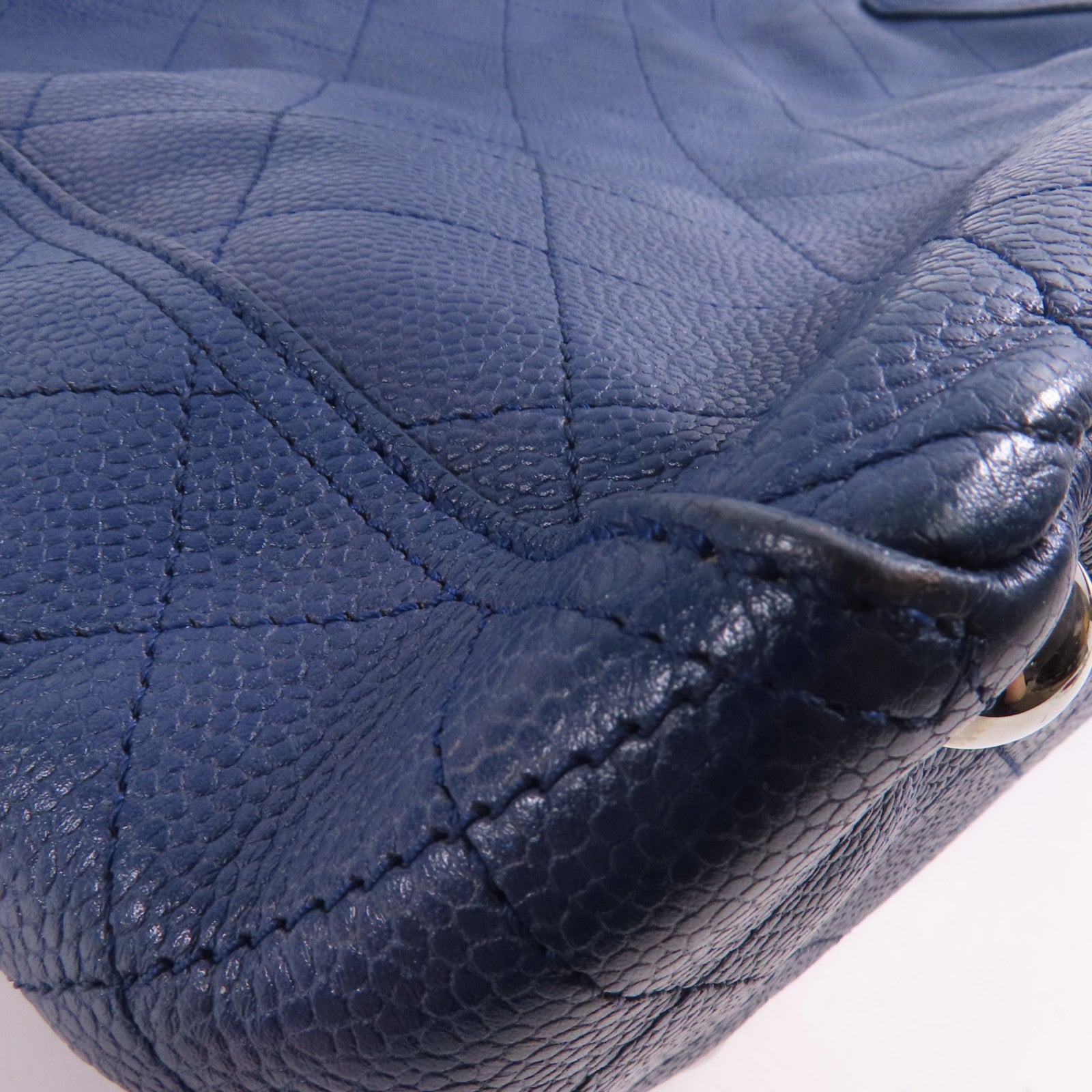 CHANEL 牛皮皮革皮革Shoulder Bag銀扣鏈帶肩背袋