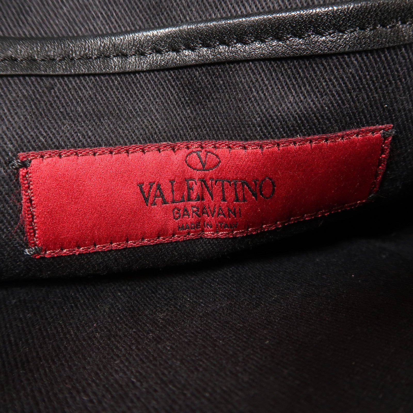 Valentino 牛皮皮革Shoulder Bag金扣肩背袋黑色