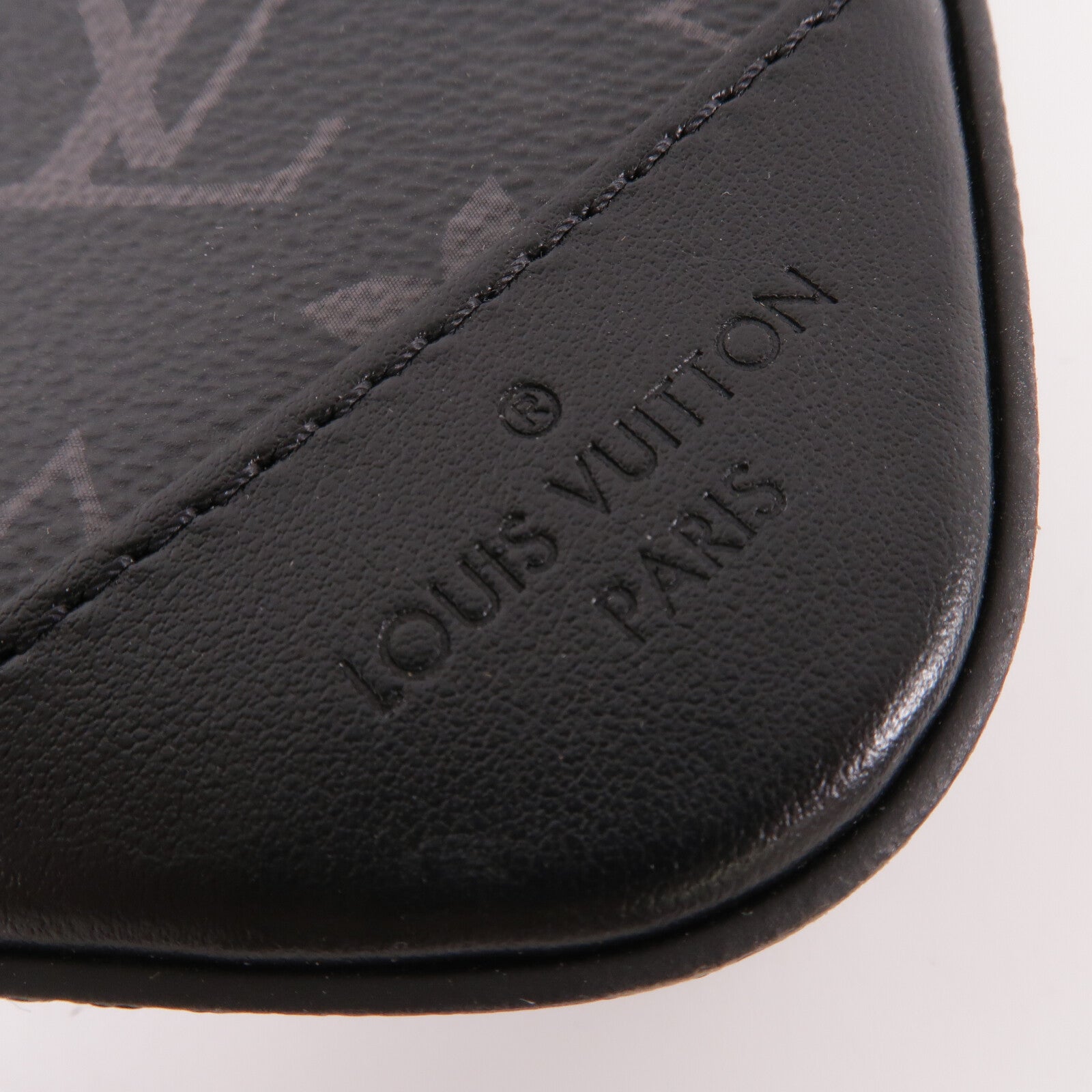 LOUIS VUITTON Monogram Eclipse Reverse Trio Messenger肩背袋