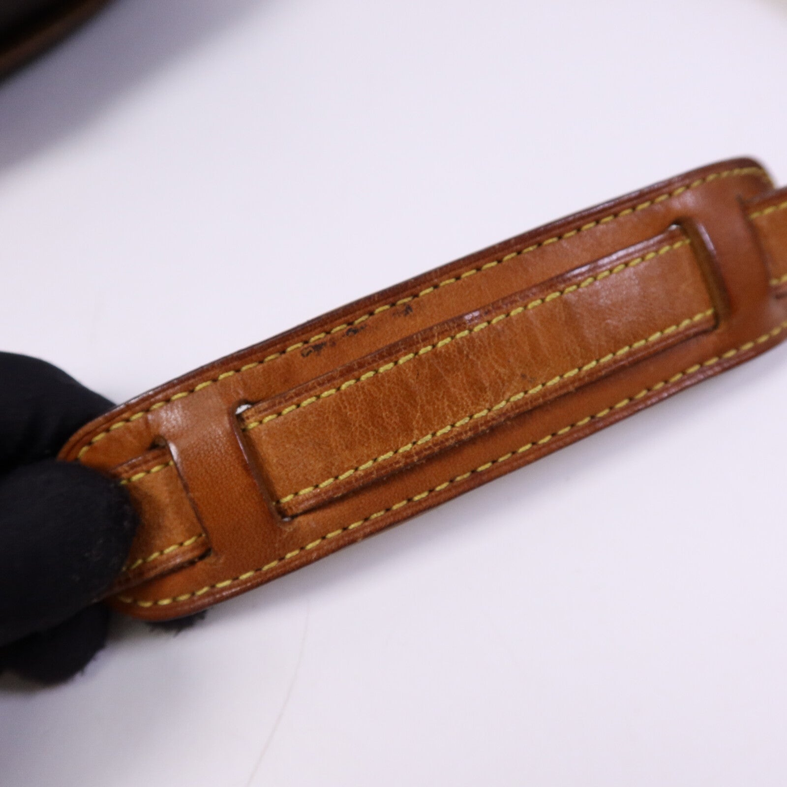 LOUIS VUITTON Monogram Saumur 30金扣肩背袋