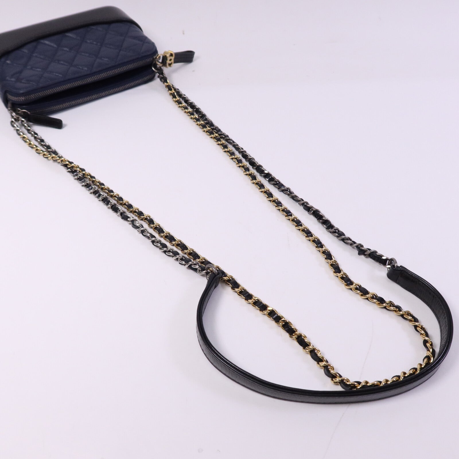 CHANEL 羊皮皮革Gabrielle Wallet On Chain鏈帶肩背袋