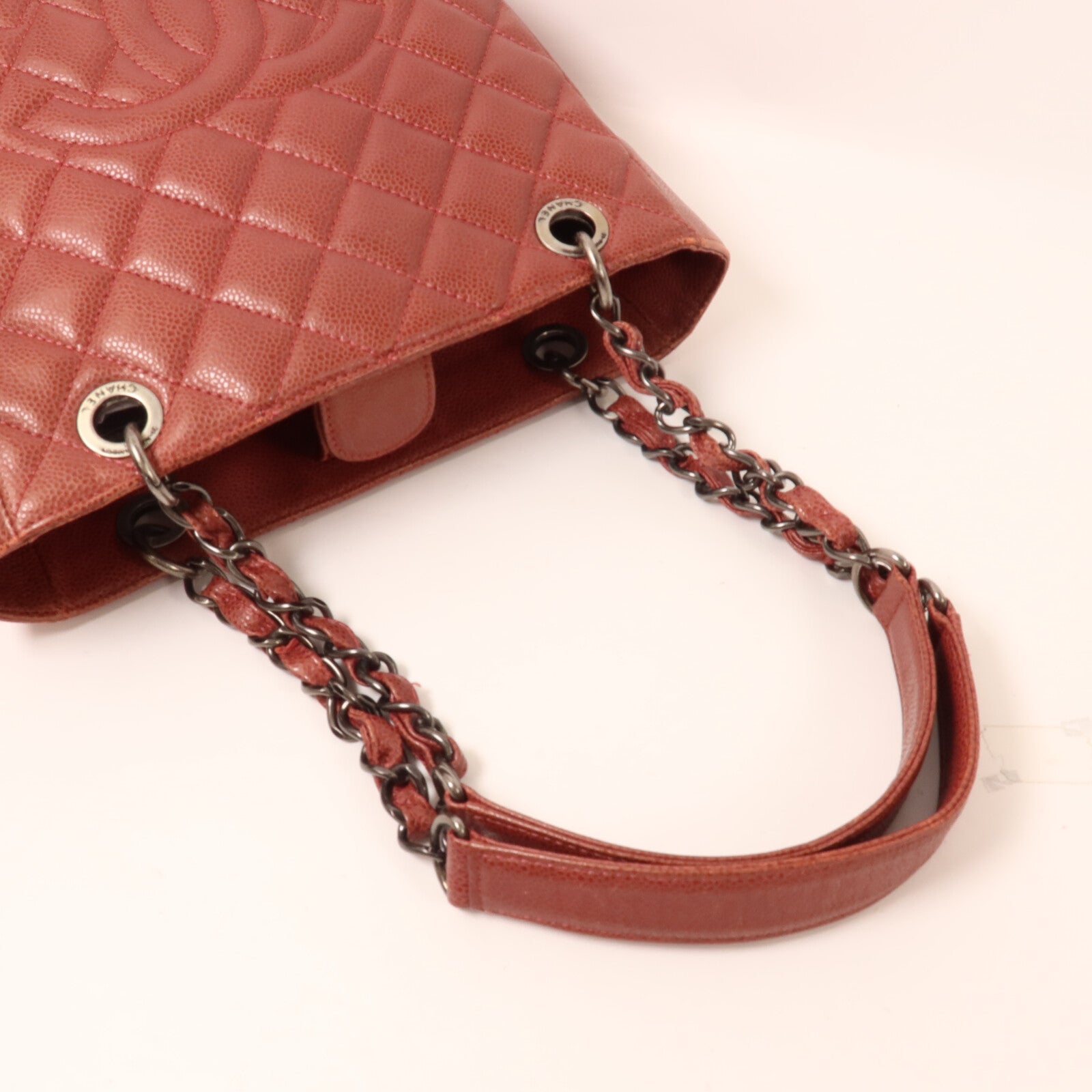 CHANEL 牛皮皮革PST Petite Shopping Tote Bag鏈帶肩背袋