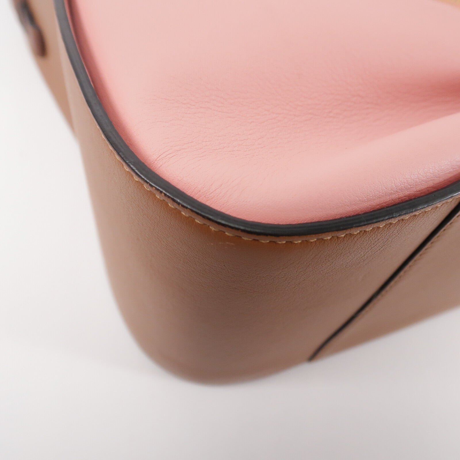 LOEWE 牛皮皮革Hammock Small手挽肩背兩用袋