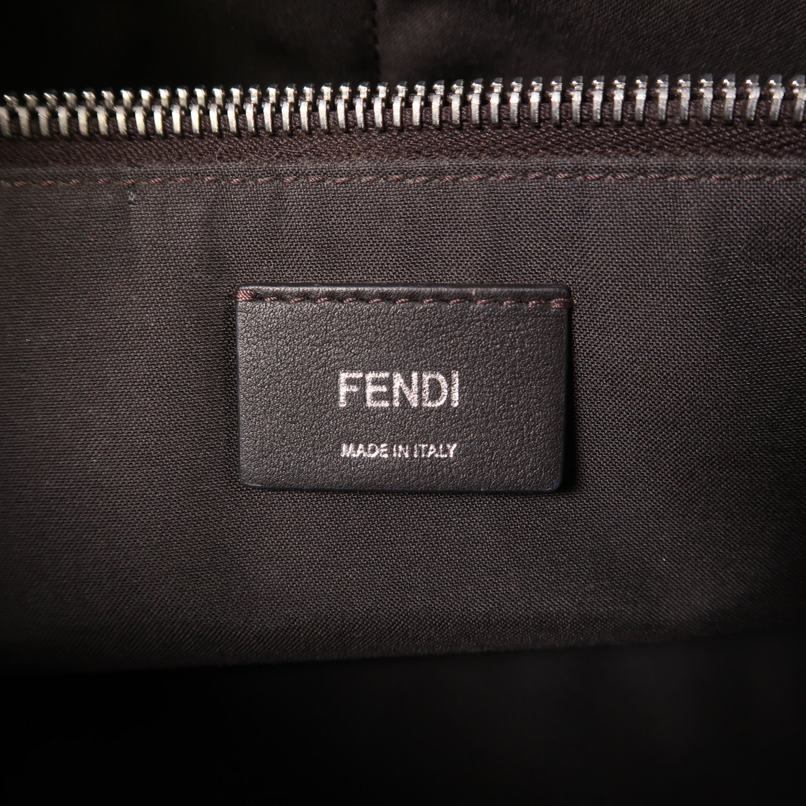 FENDI 牛皮皮革By The Way銀扣肩背袋