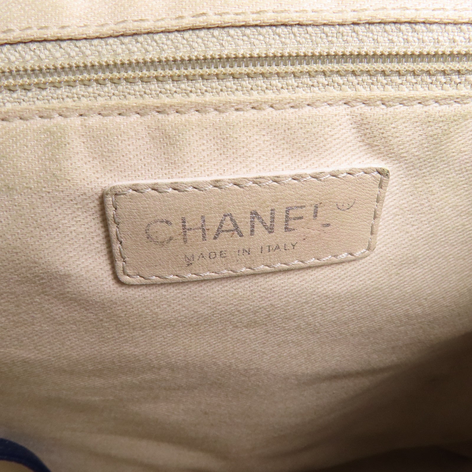 CHANEL 牛皮皮革皮革Shoulder Bag銀扣鏈帶肩背袋